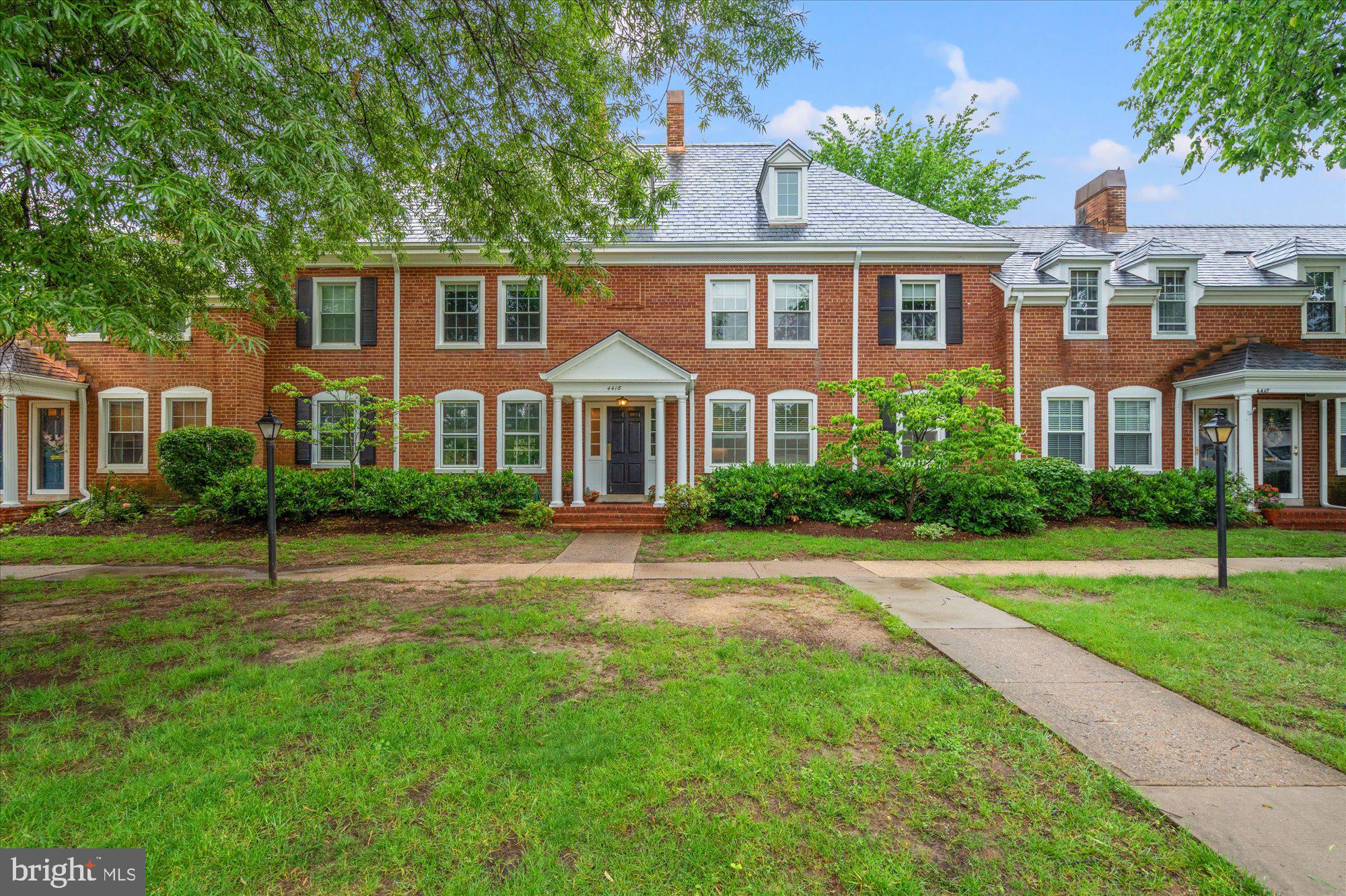 FAIRLINGTON ARBORS - Residential Lease