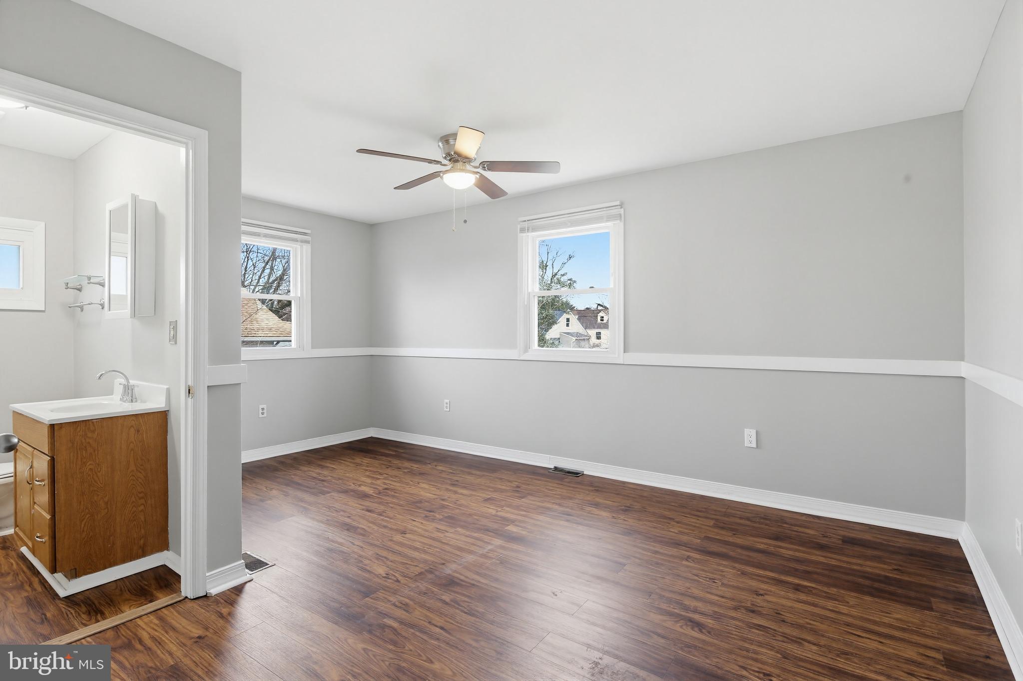 CALIFORNIA GROVE - Residential