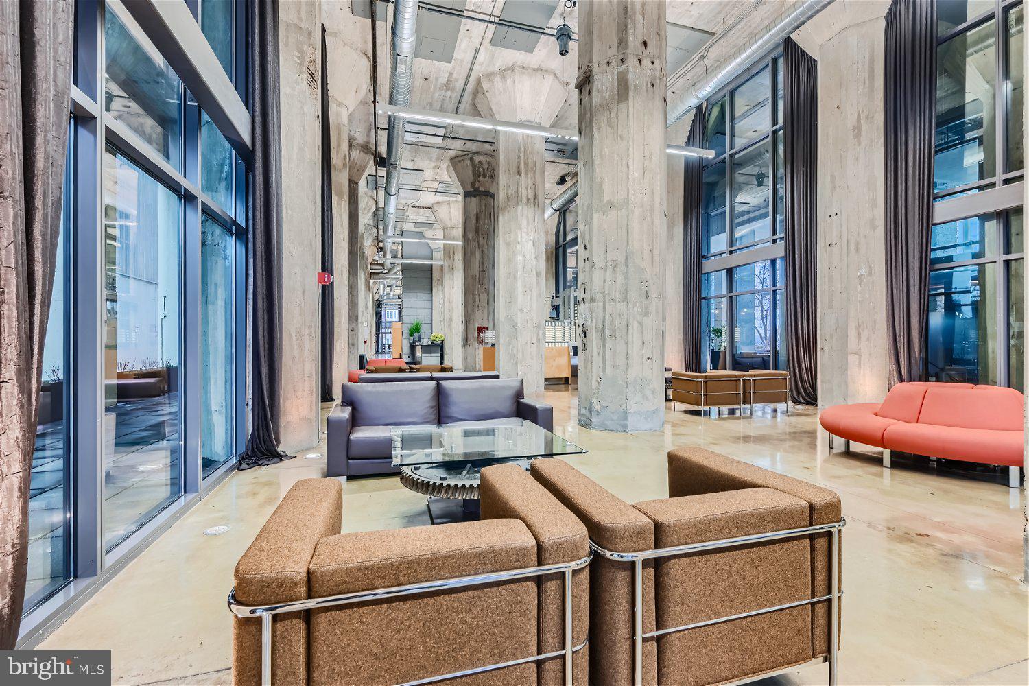 LOCUST POINT - Residential