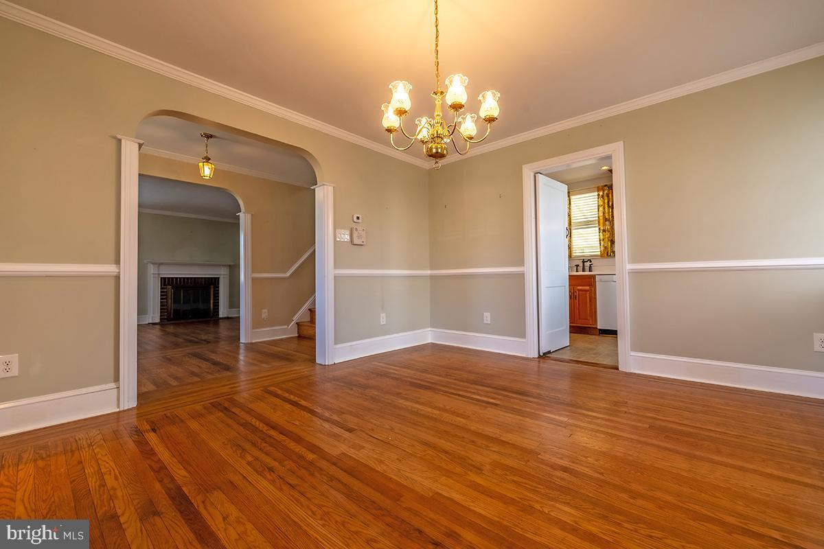FOX CHASE - Residential