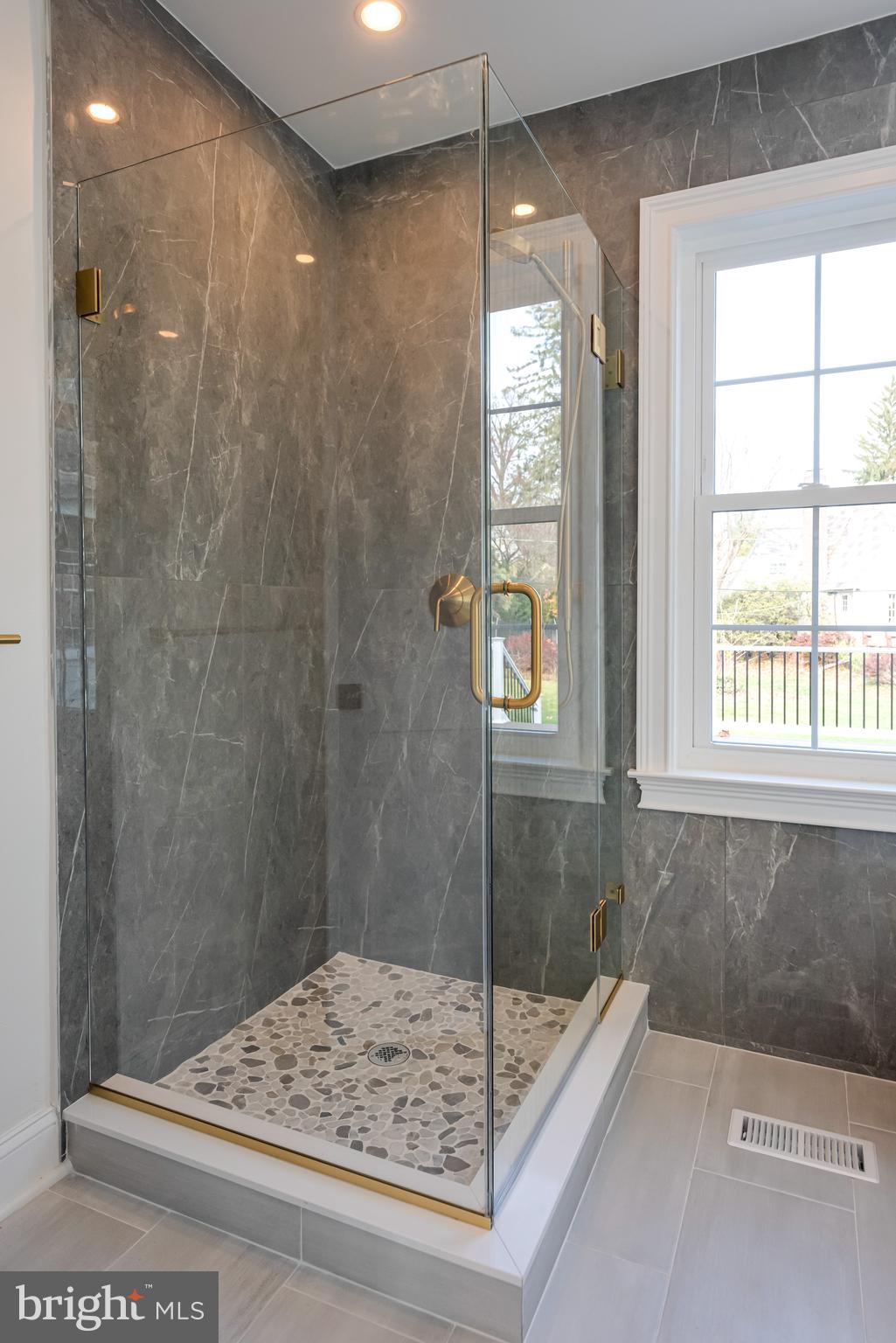 MERION STATION - Residential