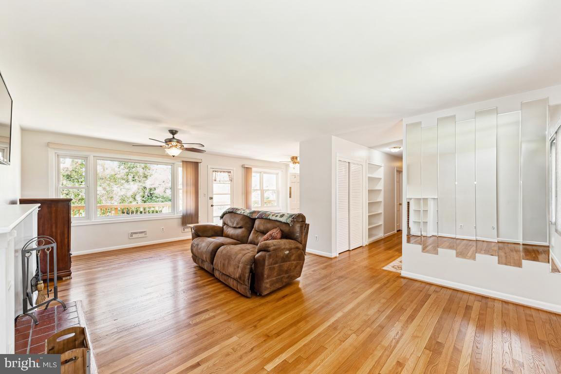 FONT HILL - Residential
