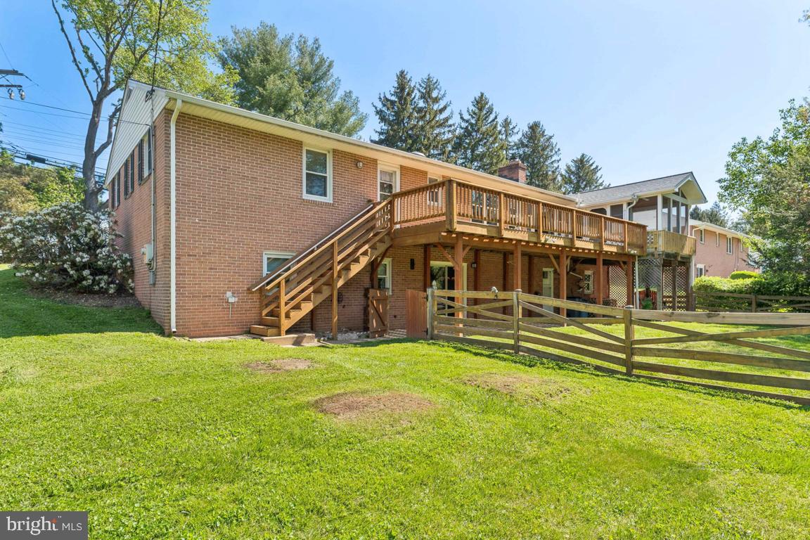 FONT HILL - Residential