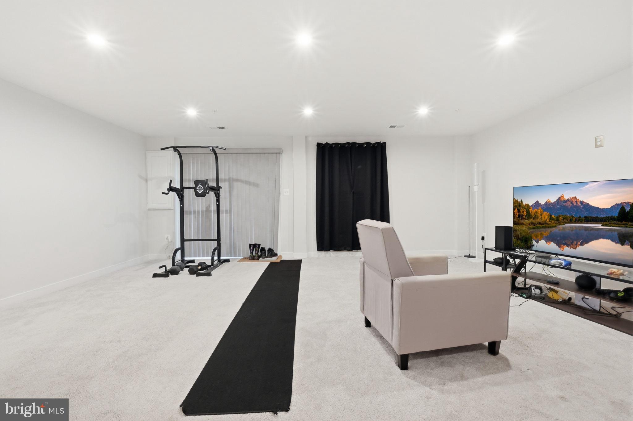 NORBOURNE PARK - Residential