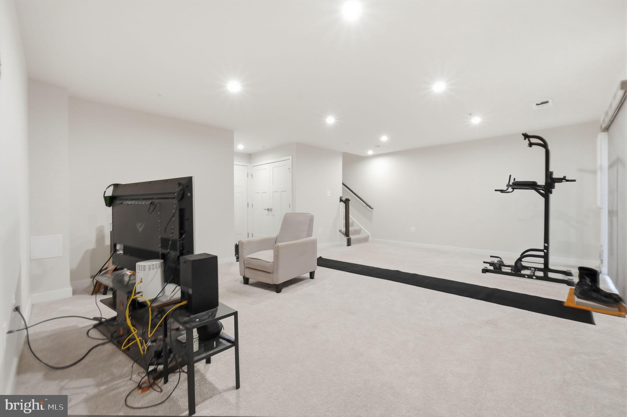NORBOURNE PARK - Residential