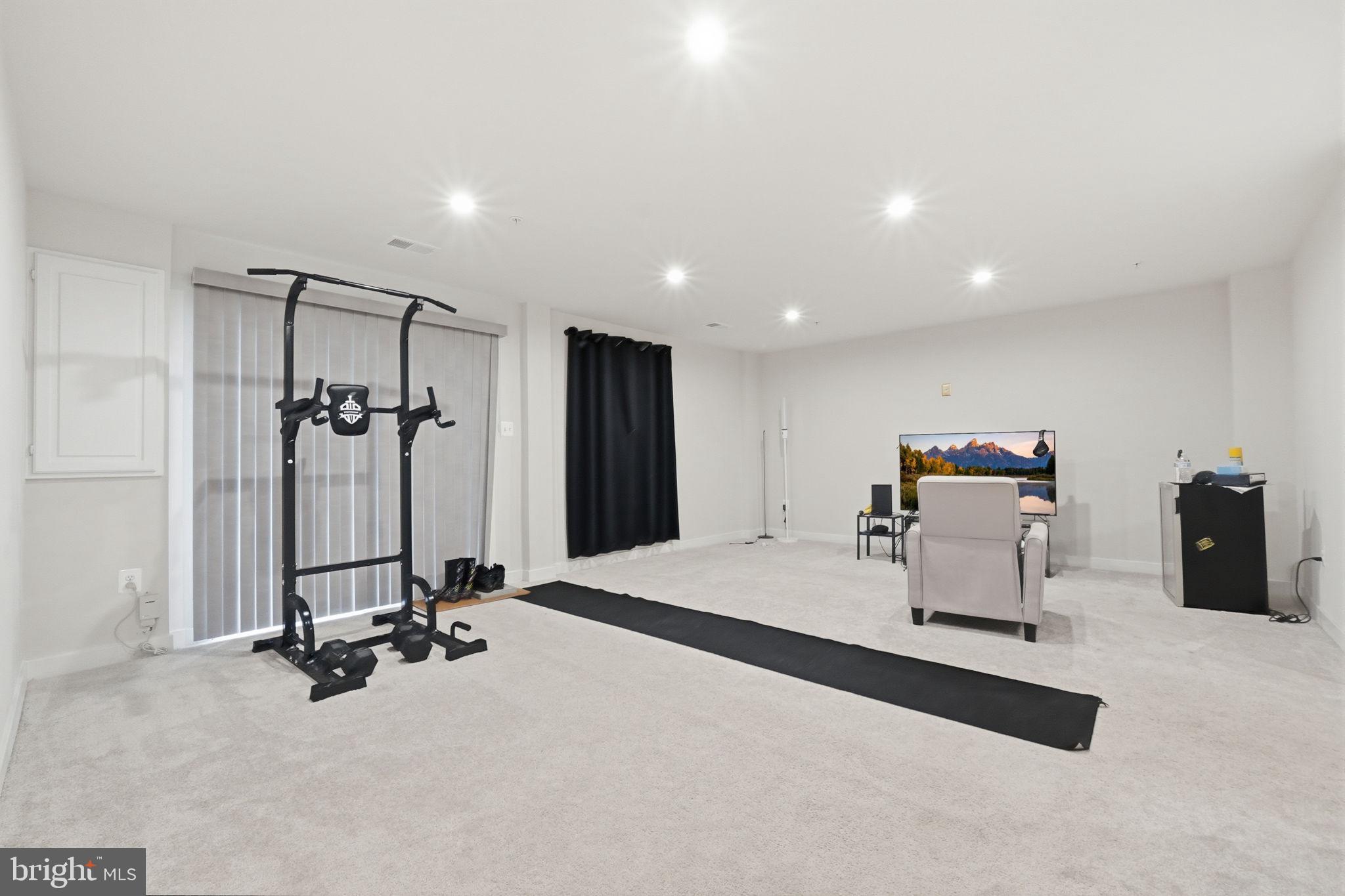 NORBOURNE PARK - Residential