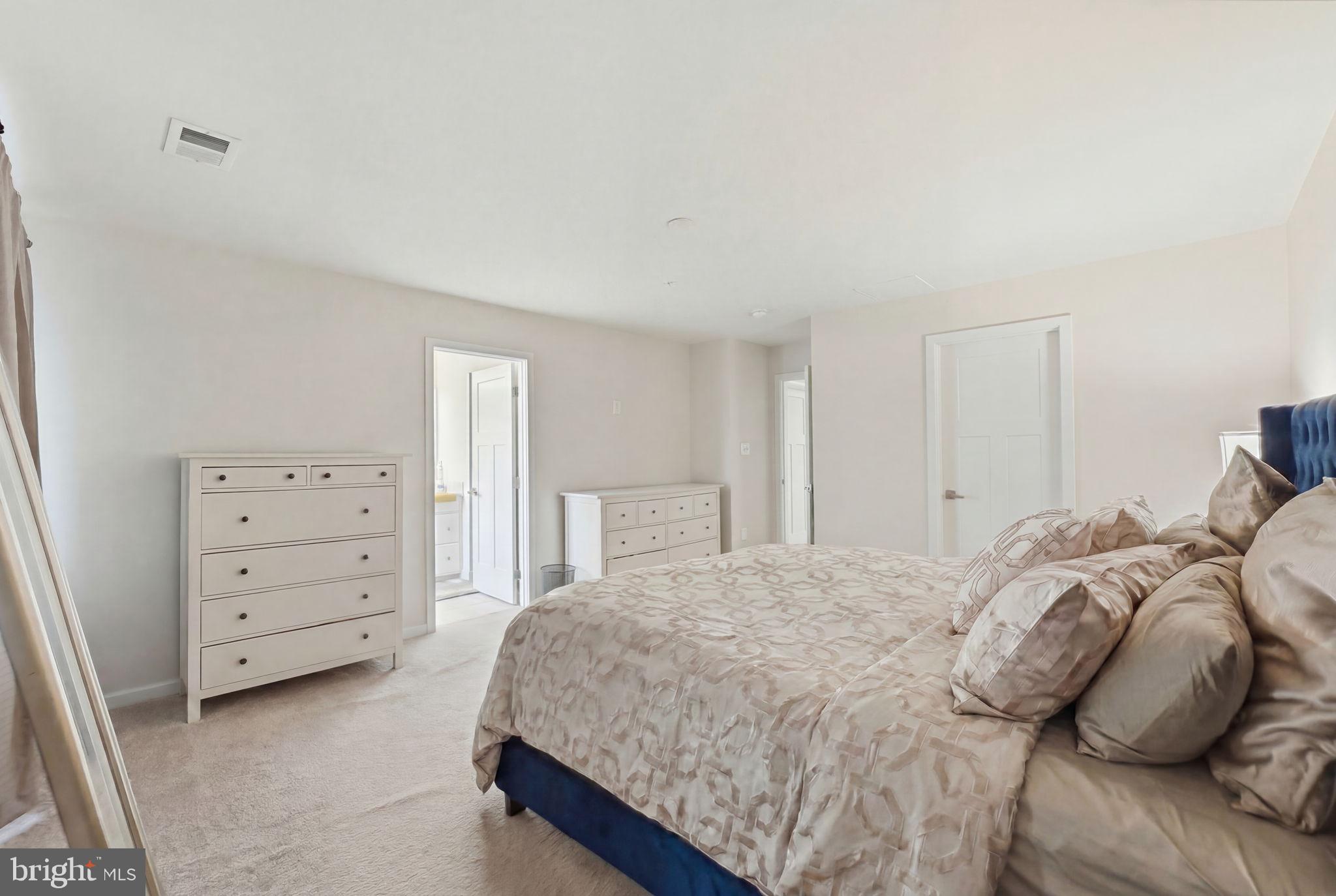 NORBOURNE PARK - Residential