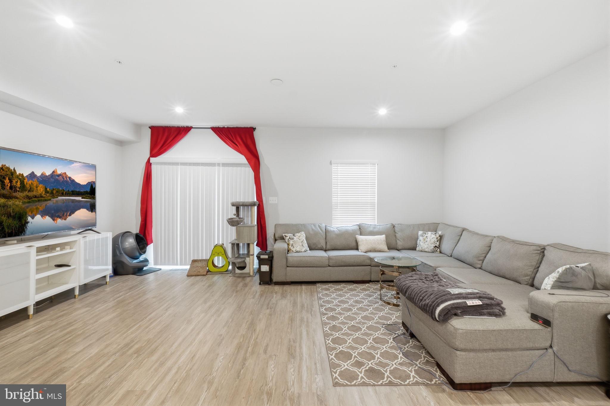 NORBOURNE PARK - Residential