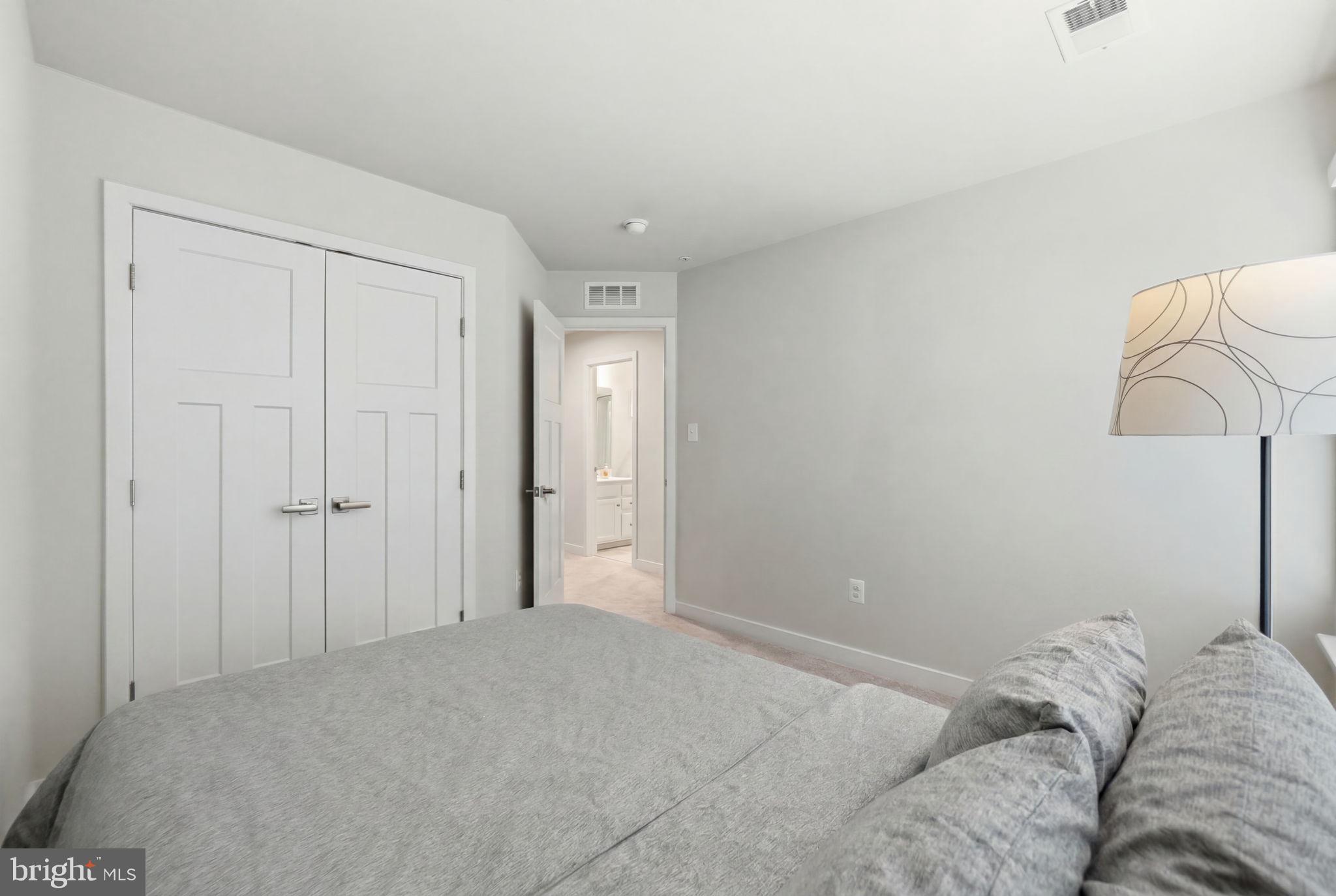 NORBOURNE PARK - Residential