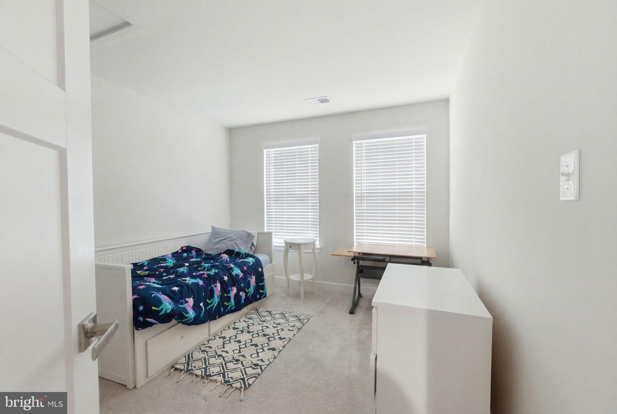 NORBOURNE PARK - Residential