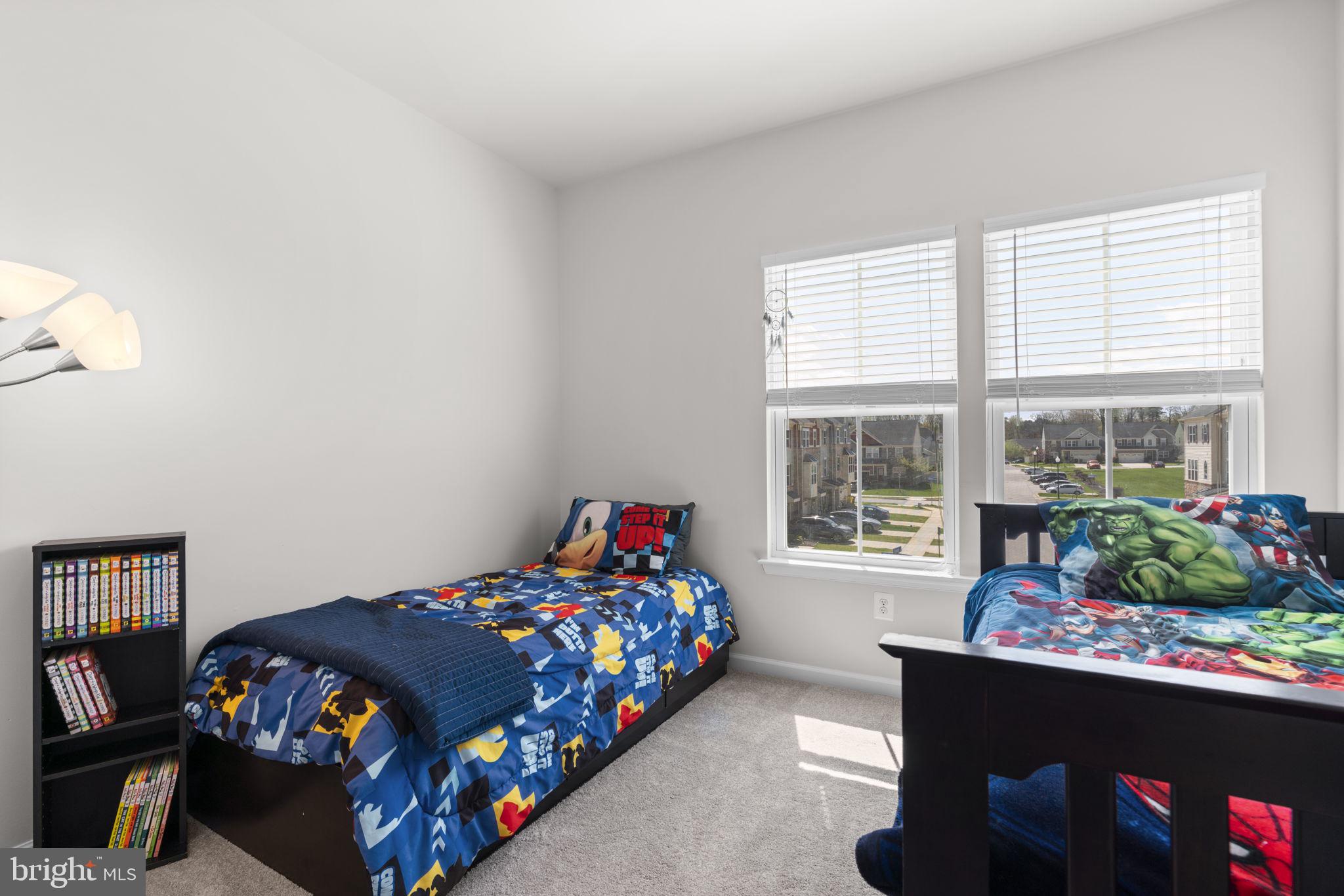 CREEKSIDE VILLAGE - Residential