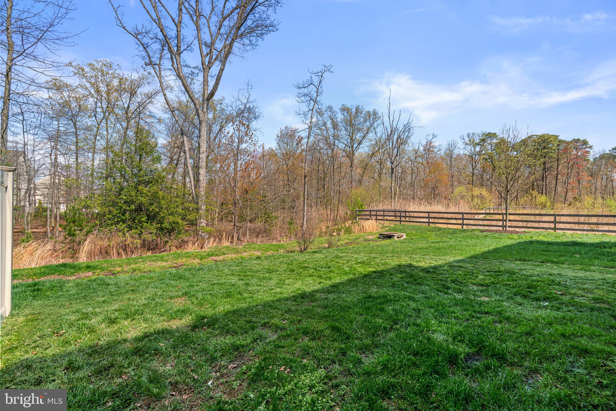 CREEKSIDE VILLAGE - Residential