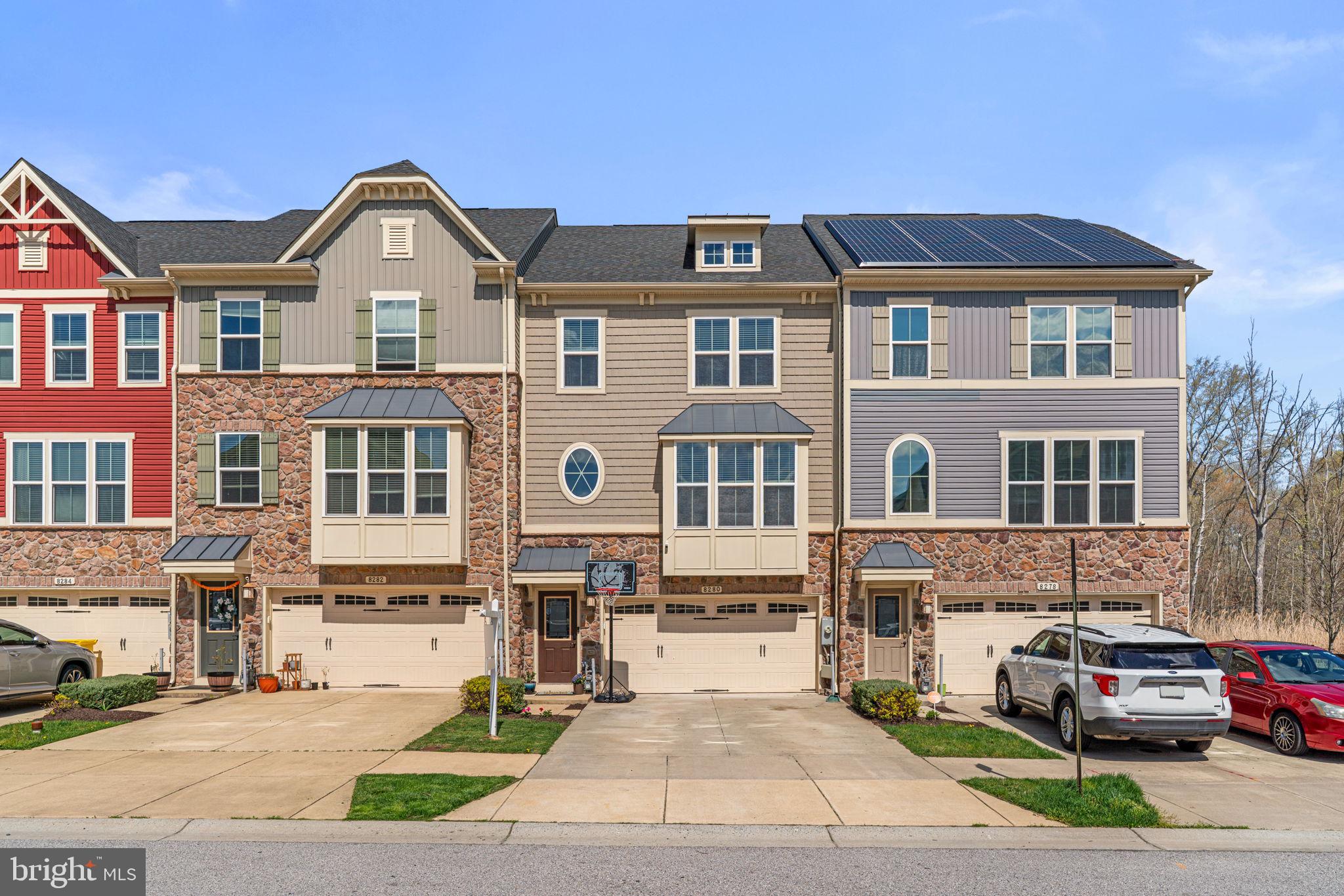 CREEKSIDE VILLAGE - Residential