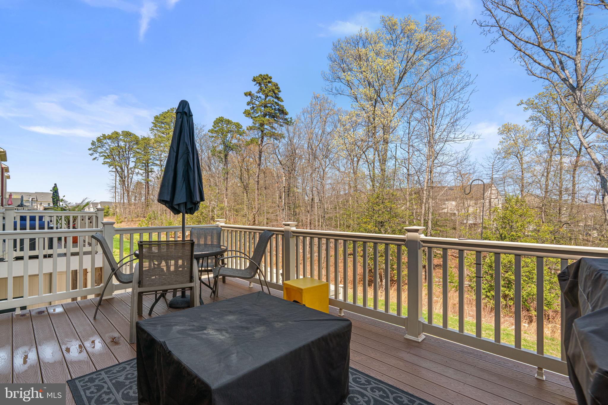 CREEKSIDE VILLAGE - Residential