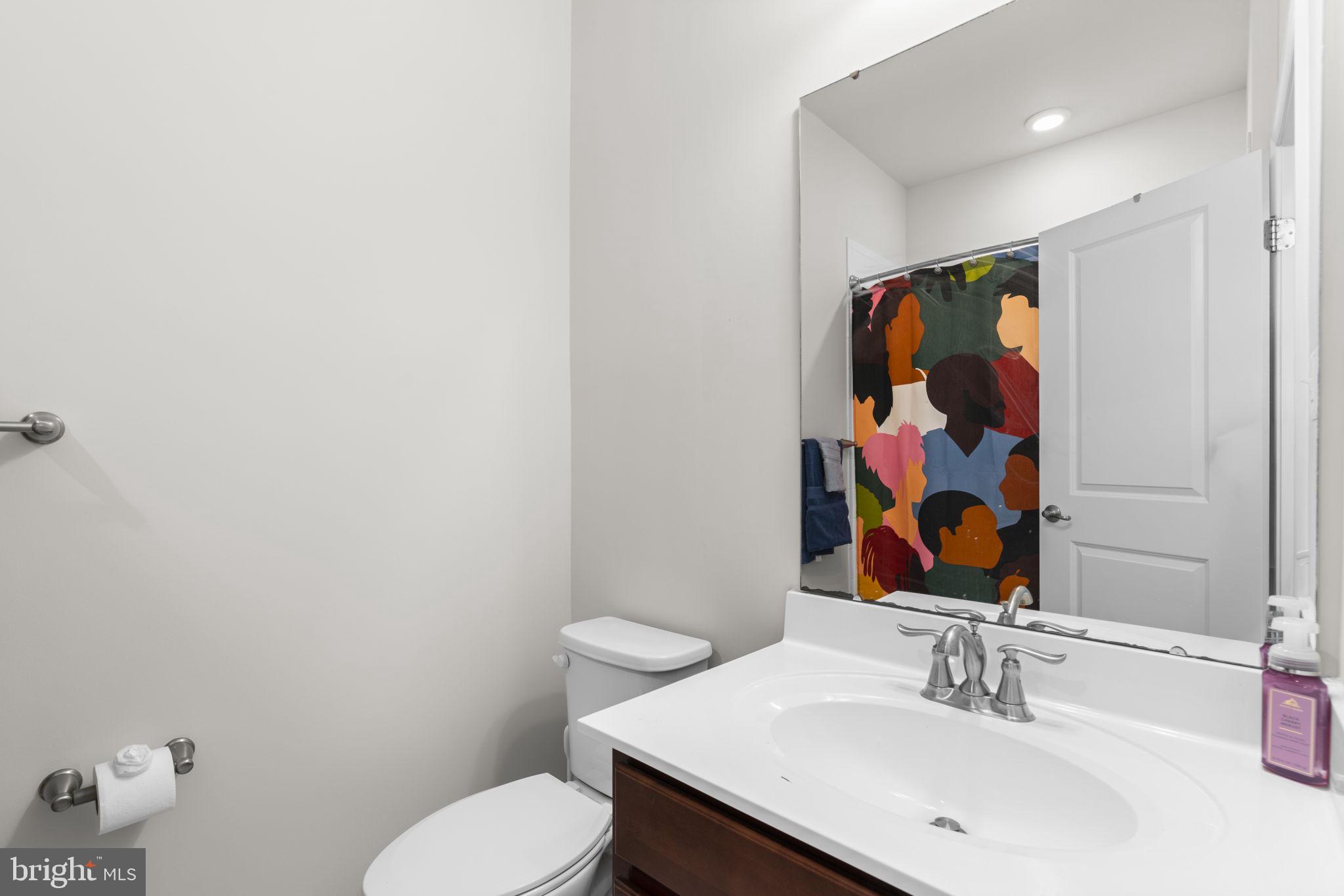 CREEKSIDE VILLAGE - Residential