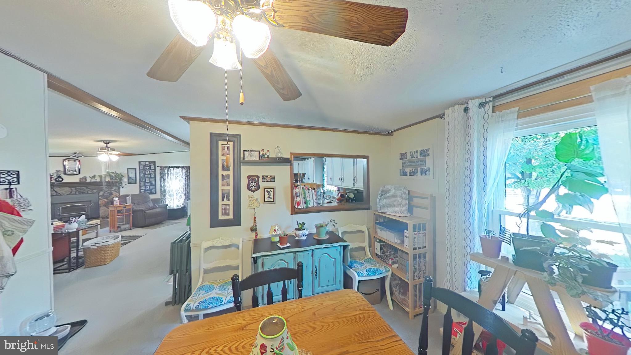 LAKEVIEW COUNTRY ESTATES - Residential
