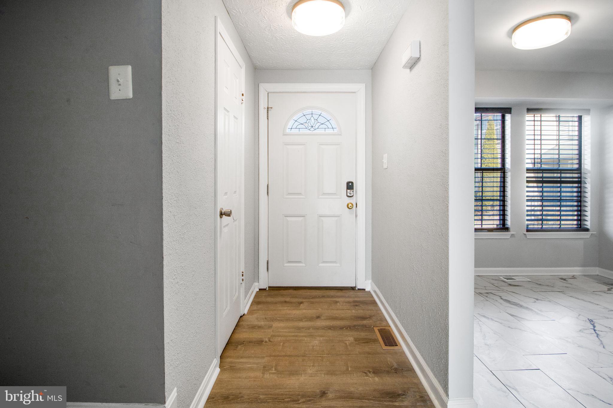 OAK VIEW VILLAGE - Residential
