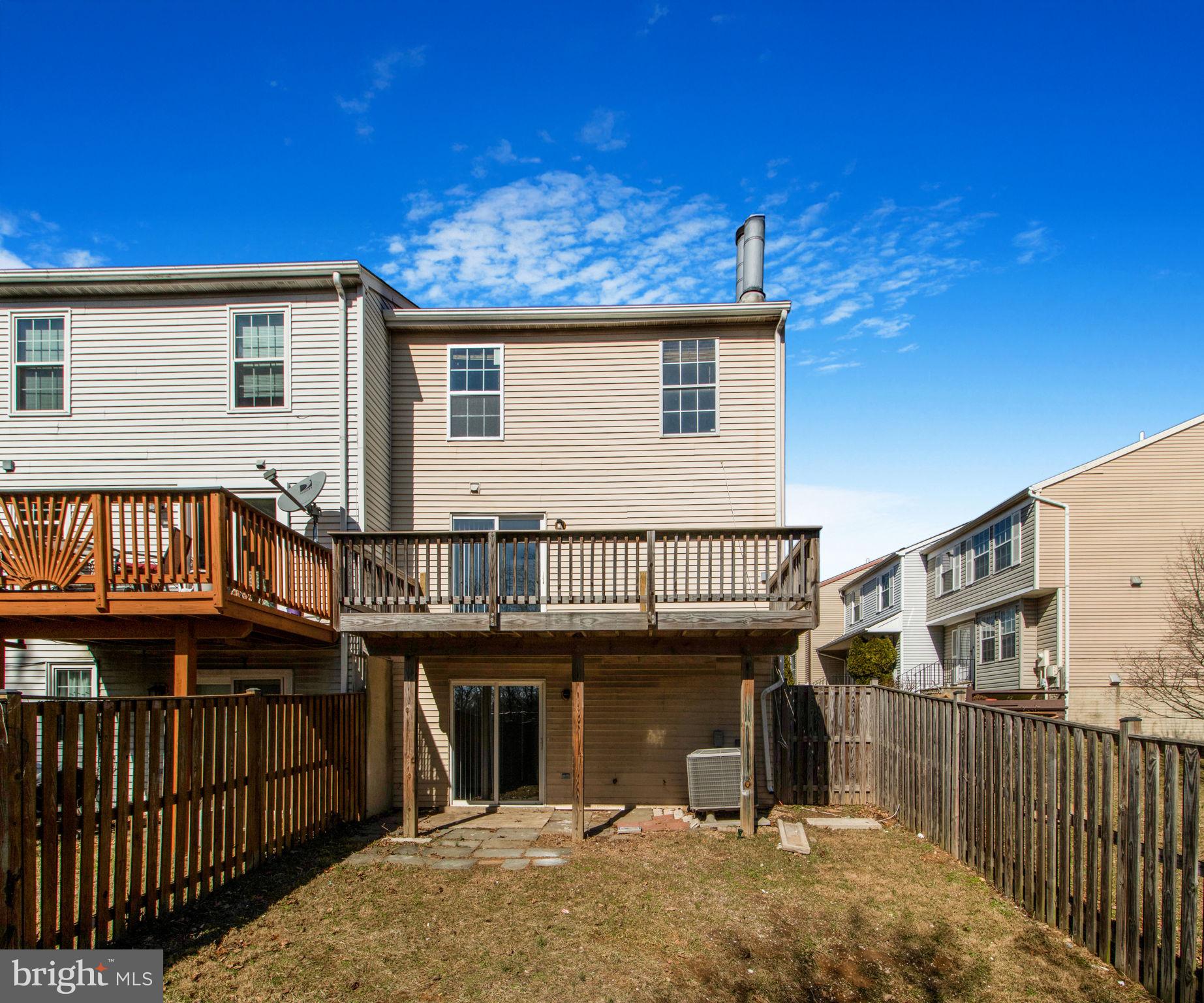 OAK VIEW VILLAGE - Residential