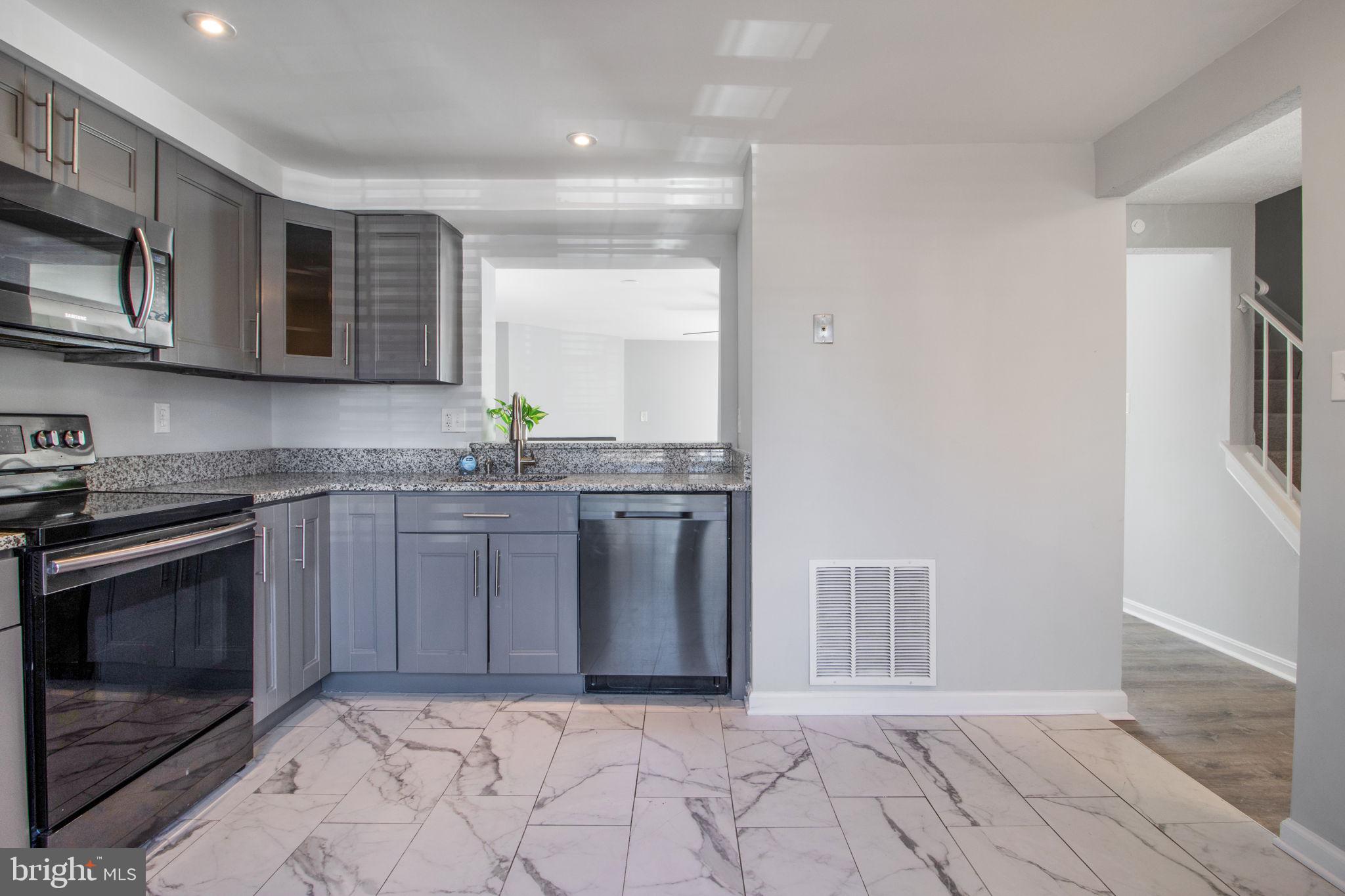 OAK VIEW VILLAGE - Residential