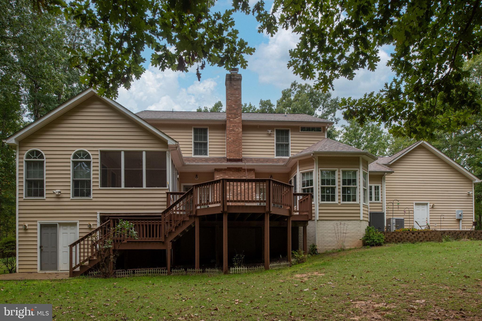 MEADOWLAND - Residential
