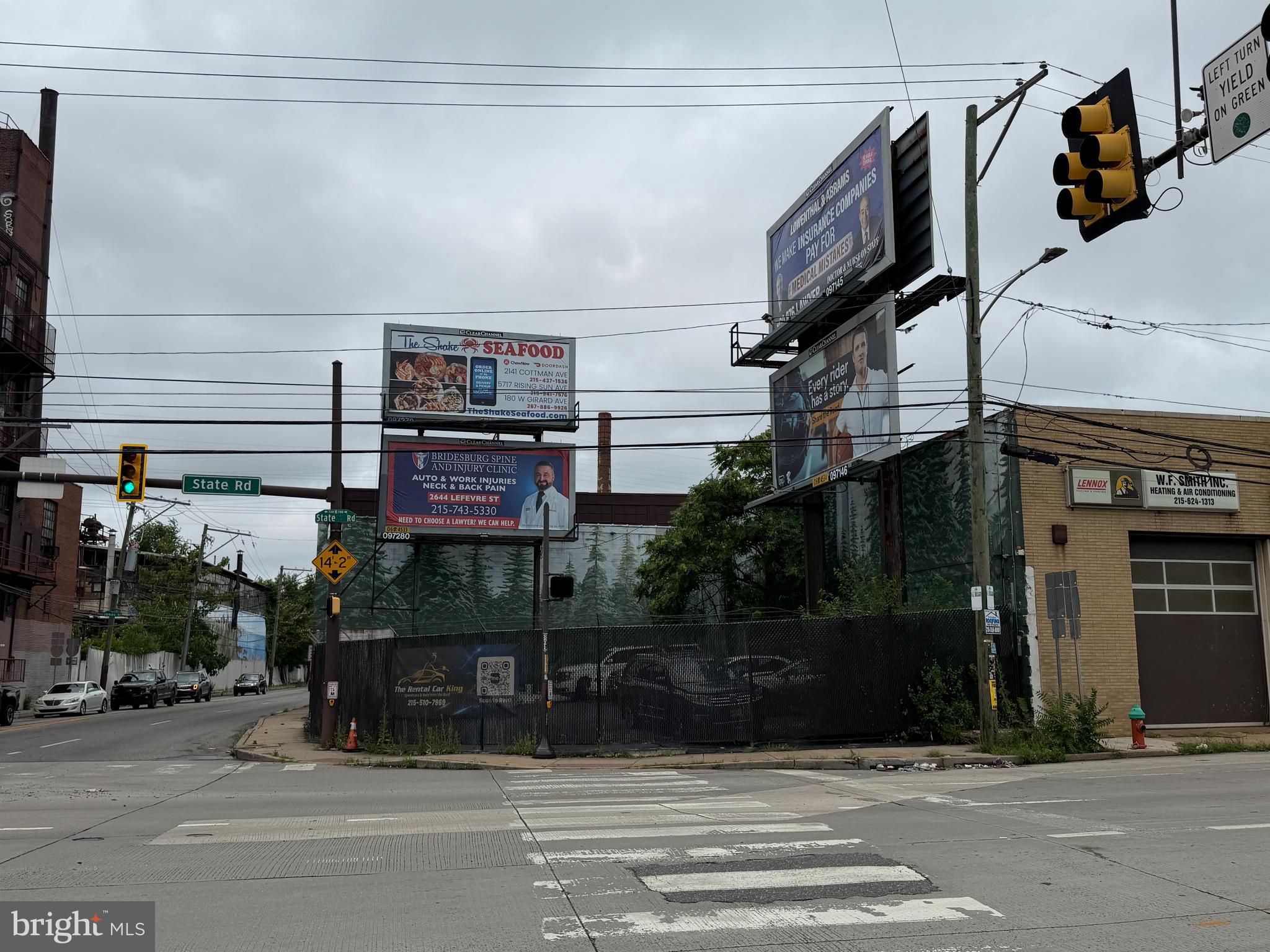 TACONY - Commercial Sale
