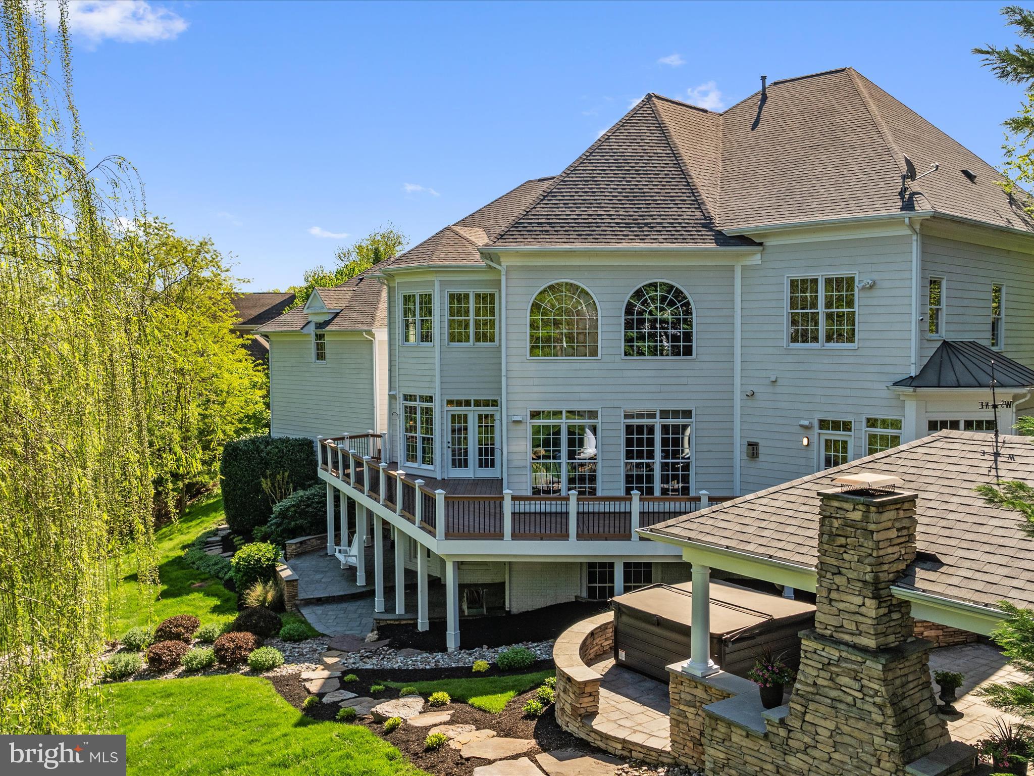 LANSDOWNE ON THE POTOMAC - Residential