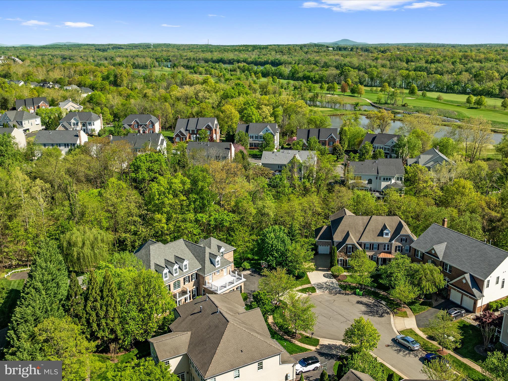 LANSDOWNE ON THE POTOMAC - Residential