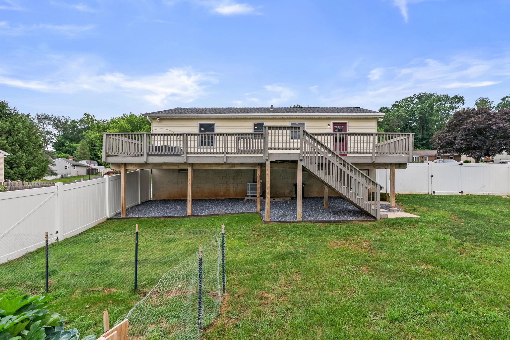 WHISPERING VALLEY - Residential