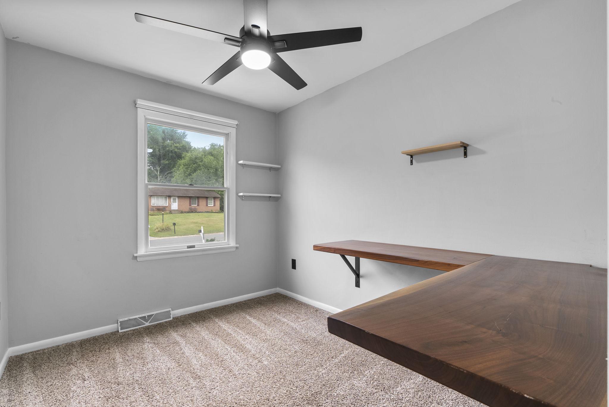 WHISPERING VALLEY - Residential