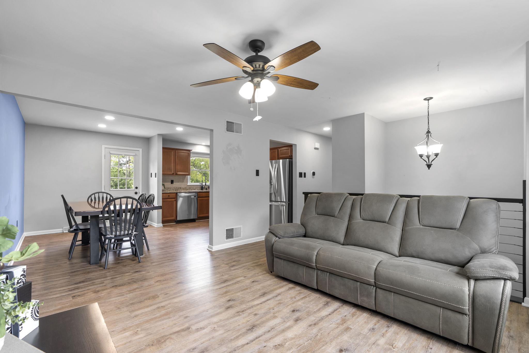 WHISPERING VALLEY - Residential