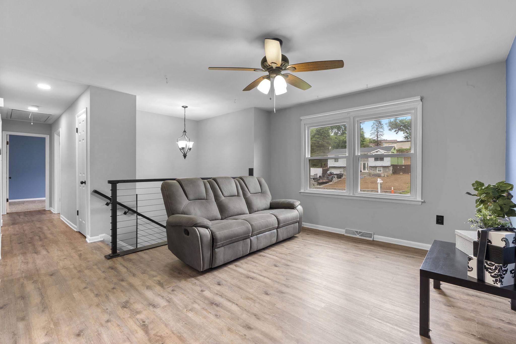 WHISPERING VALLEY - Residential