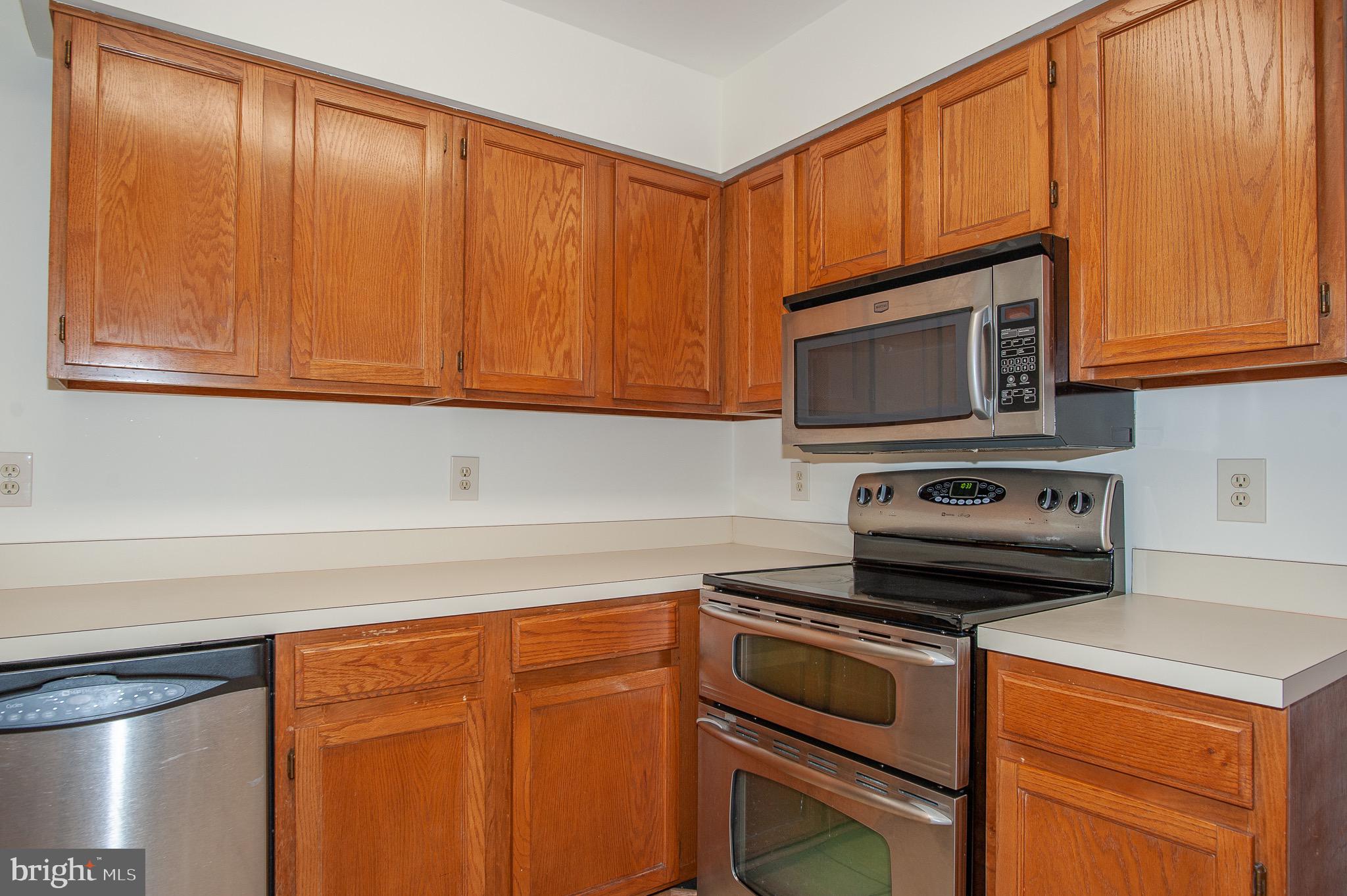 LANDSDOWNE - Residential Lease