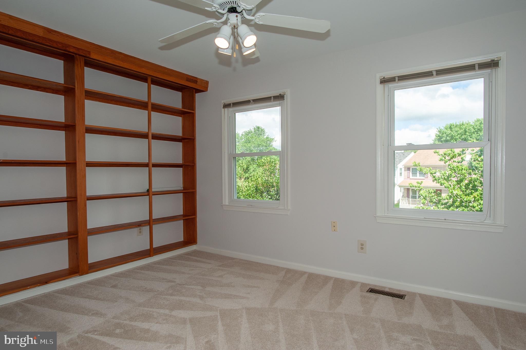 LANDSDOWNE - Residential Lease