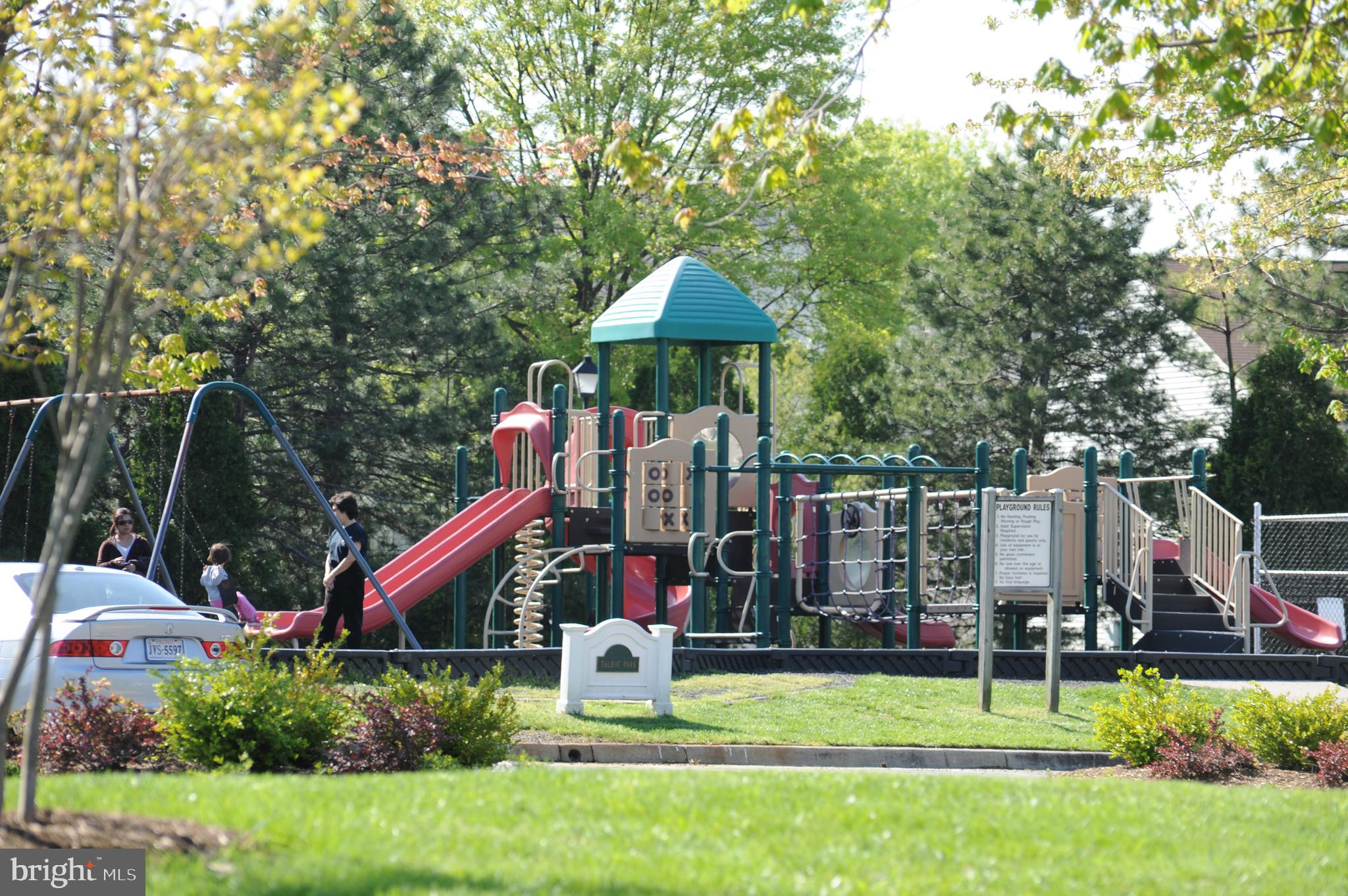 LANDSDOWNE - Residential Lease