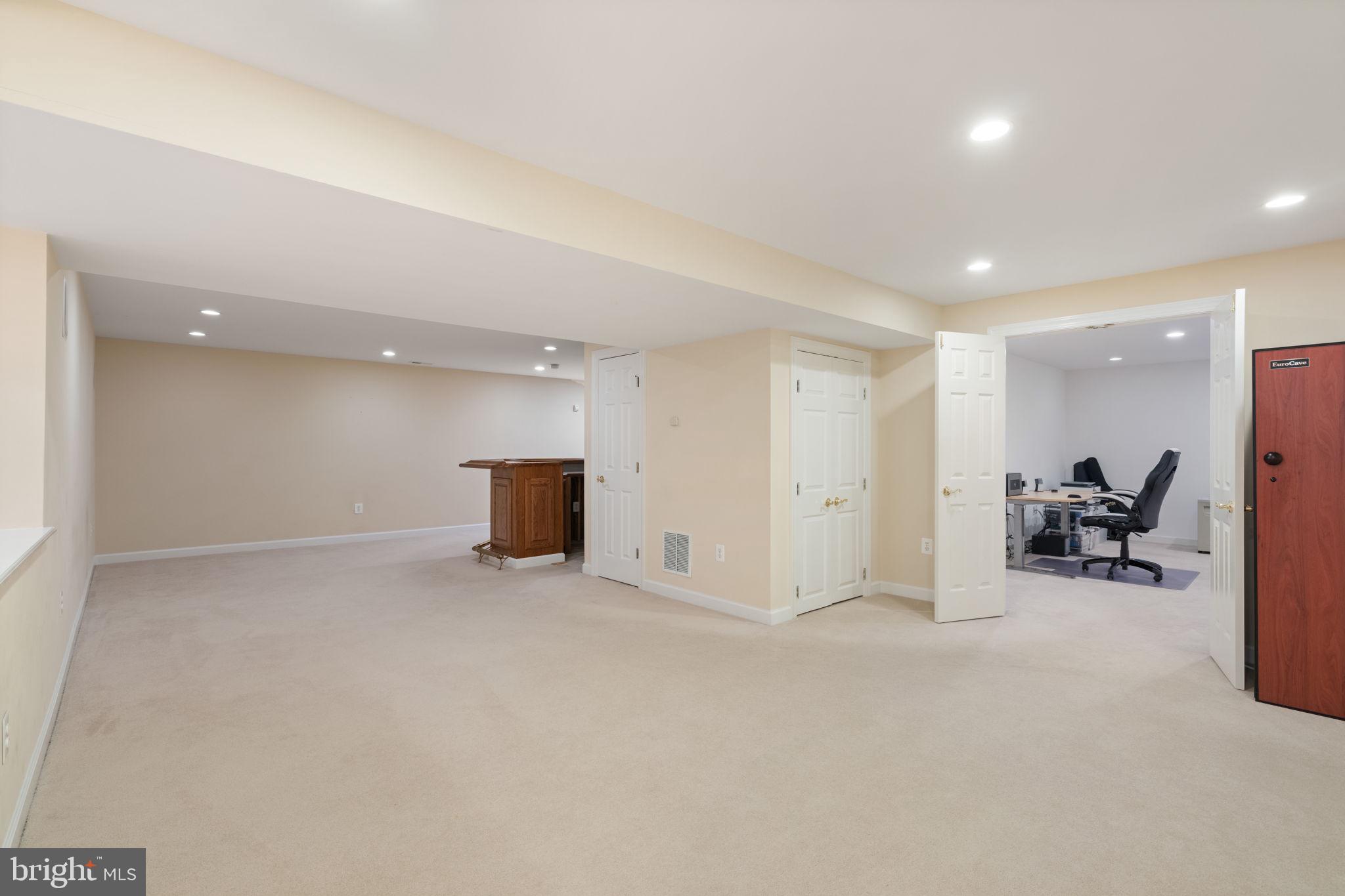VIRGINIA RUN - Residential