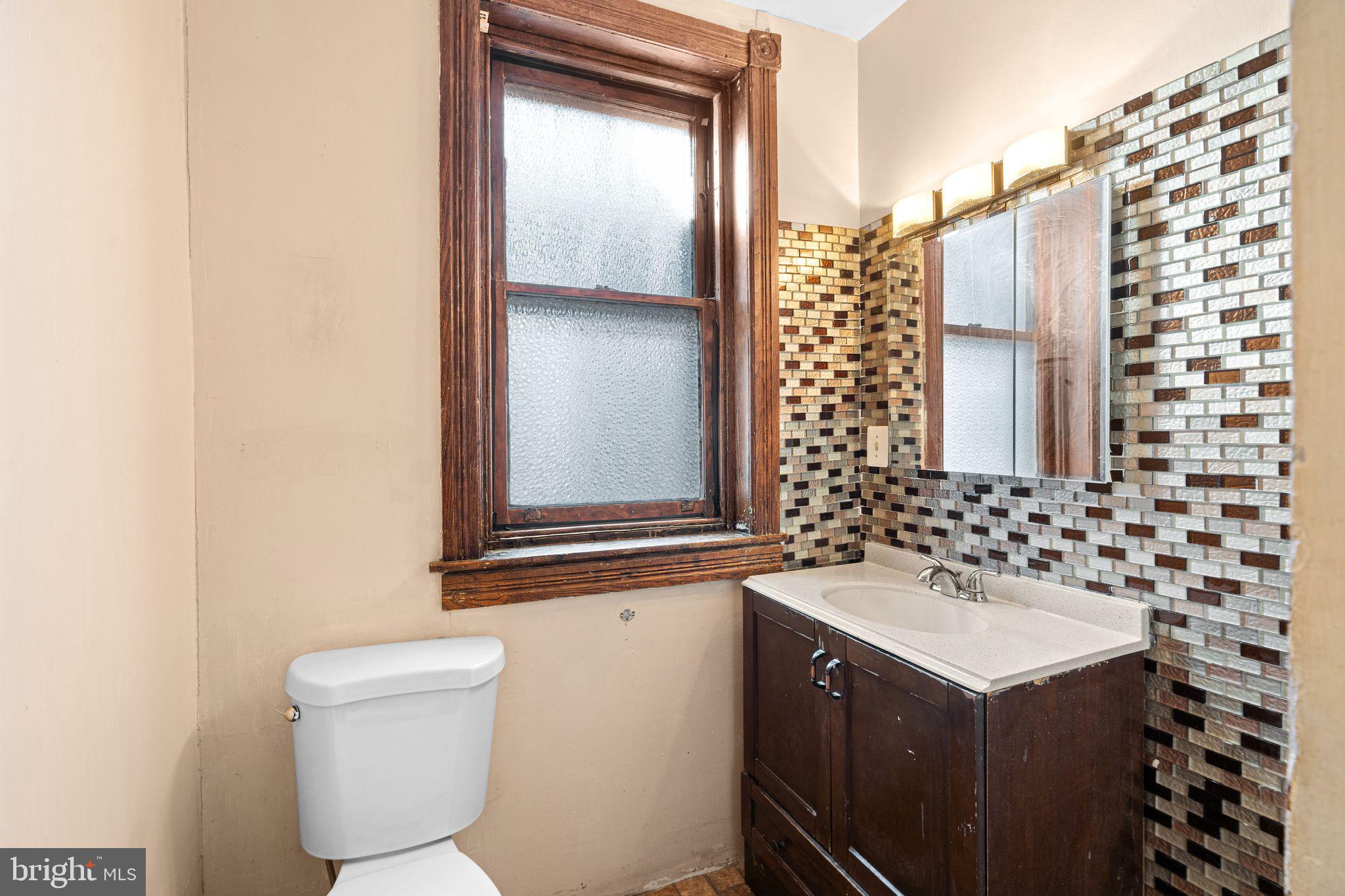KENSINGTON - Residential