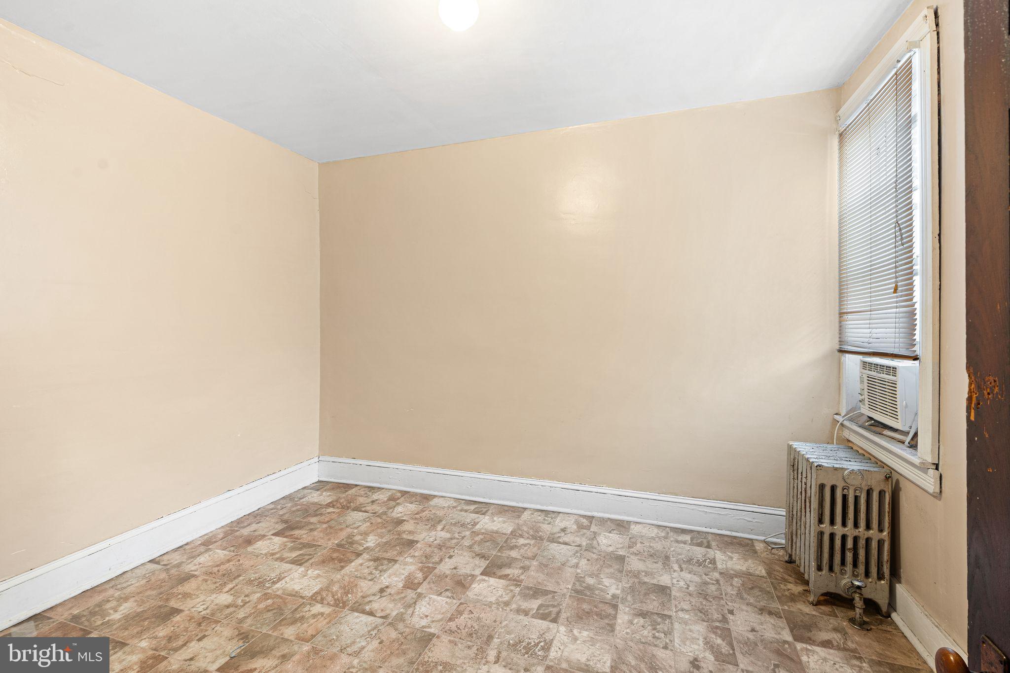 KENSINGTON - Residential