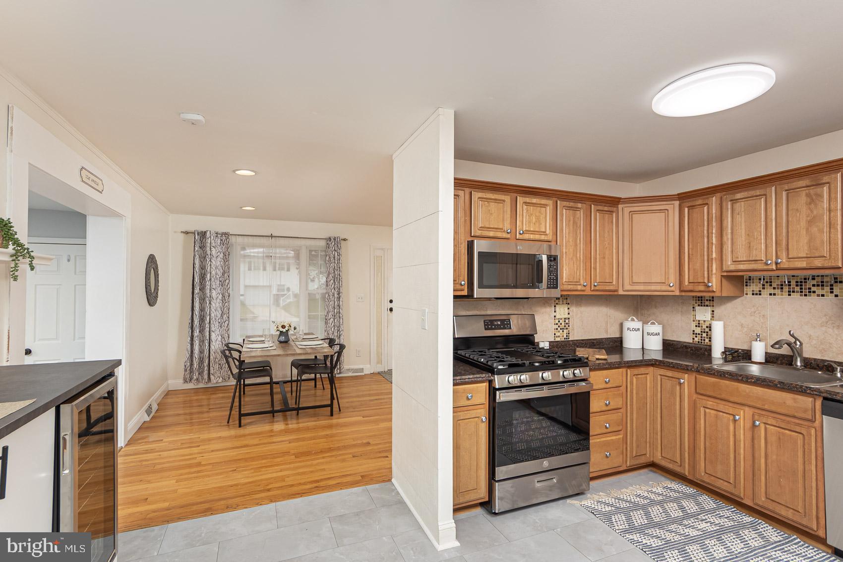 EDGEWOOD MEADOWS - Residential