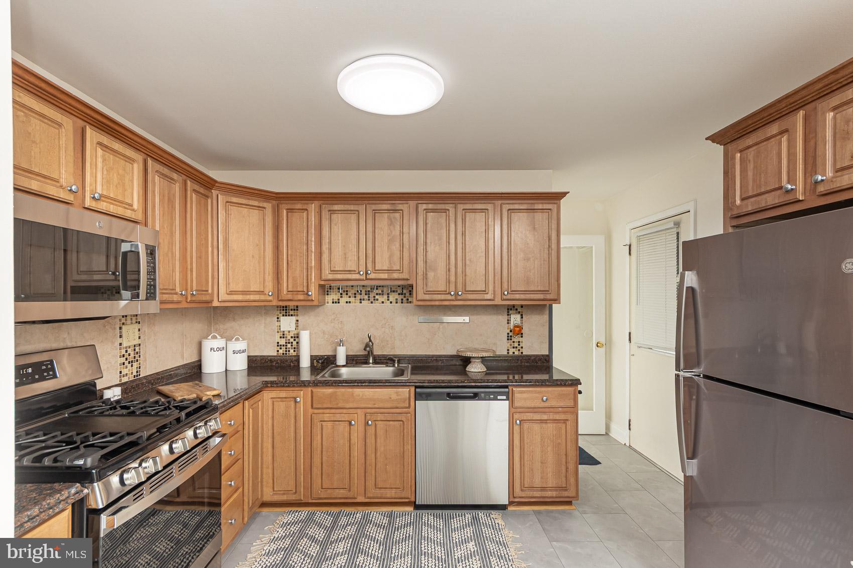 EDGEWOOD MEADOWS - Residential