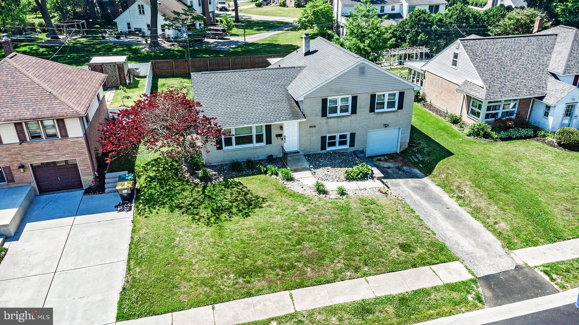 MAYFIELD - Residential