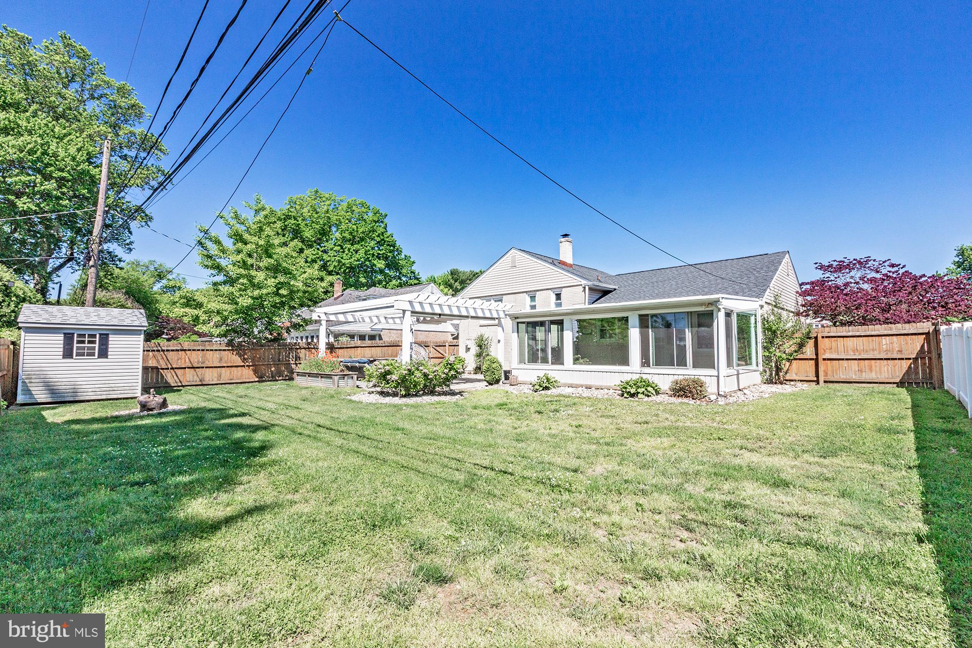 MAYFIELD - Residential