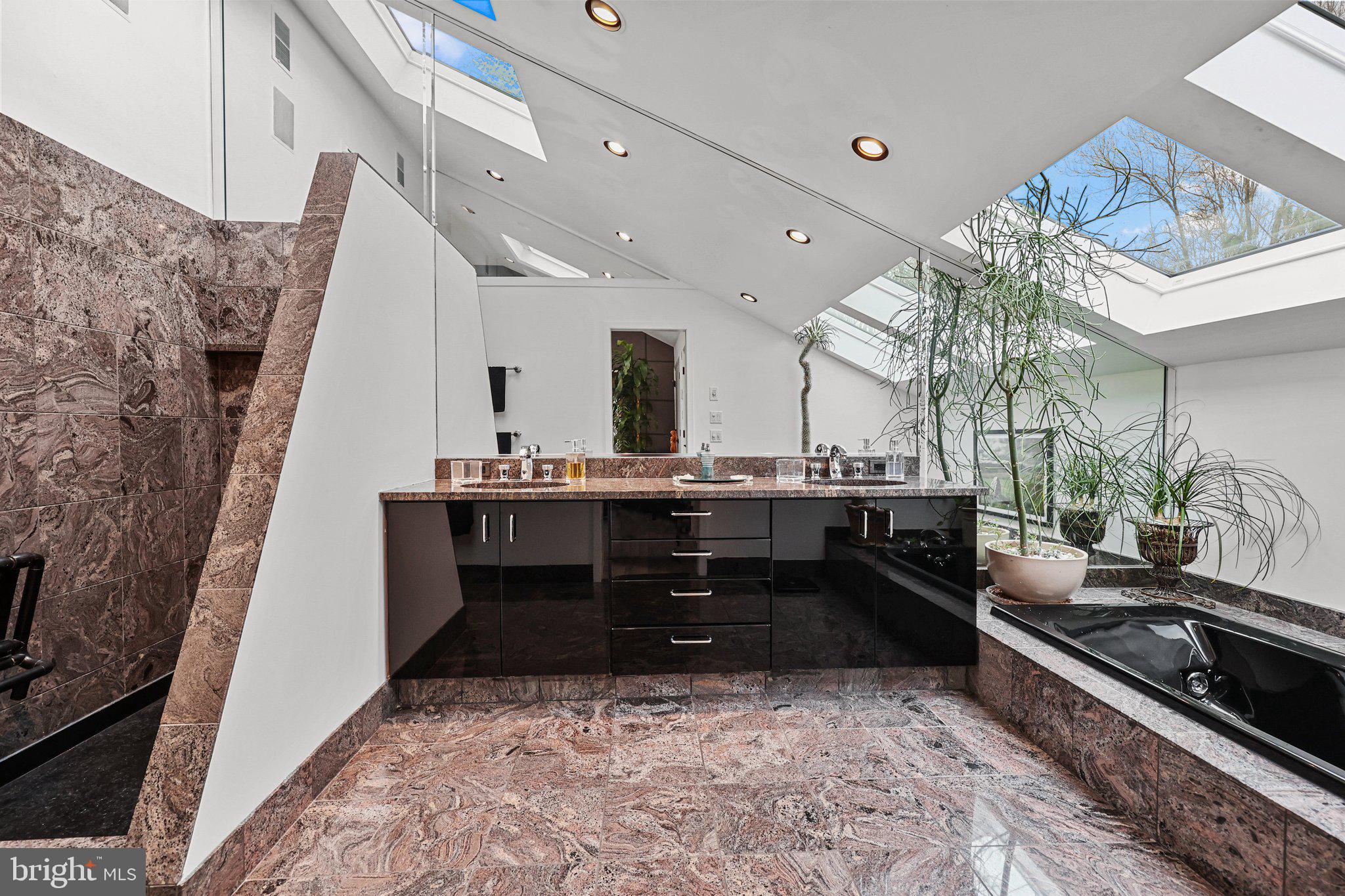 WOODLANDS - Residential