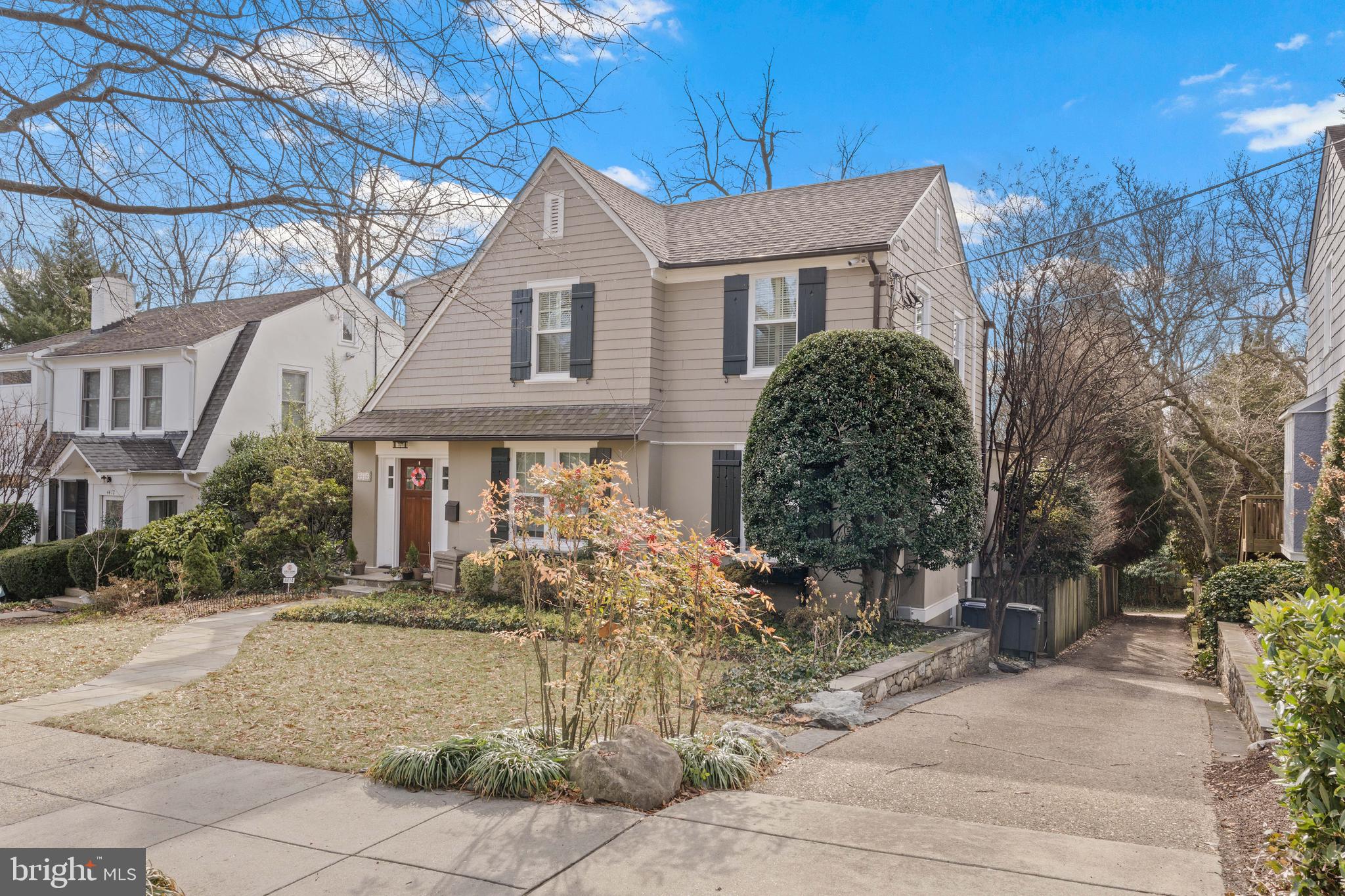 WESLEY HEIGHTS - Residential