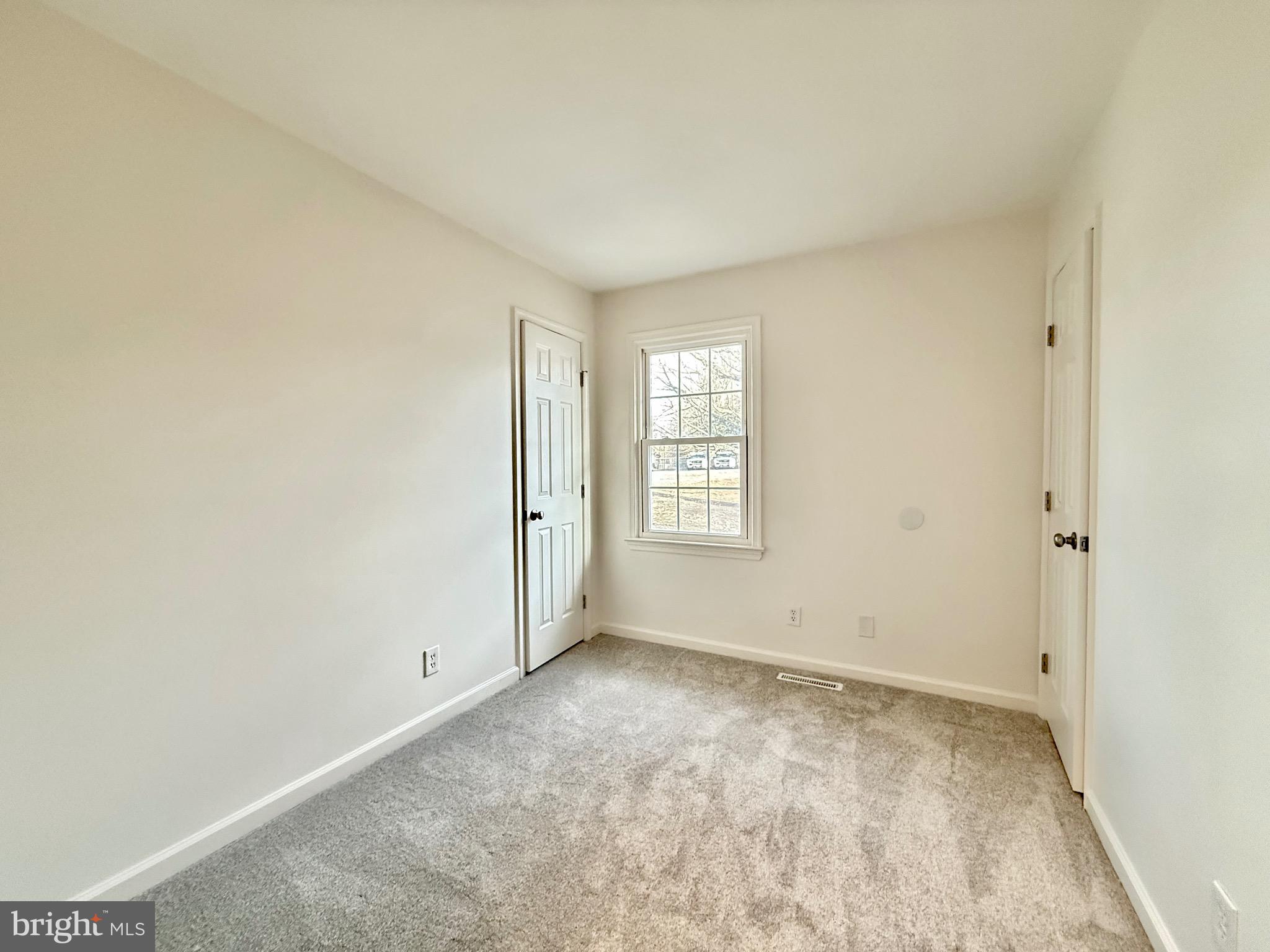 STAFFORD OAKS - Residential Lease
