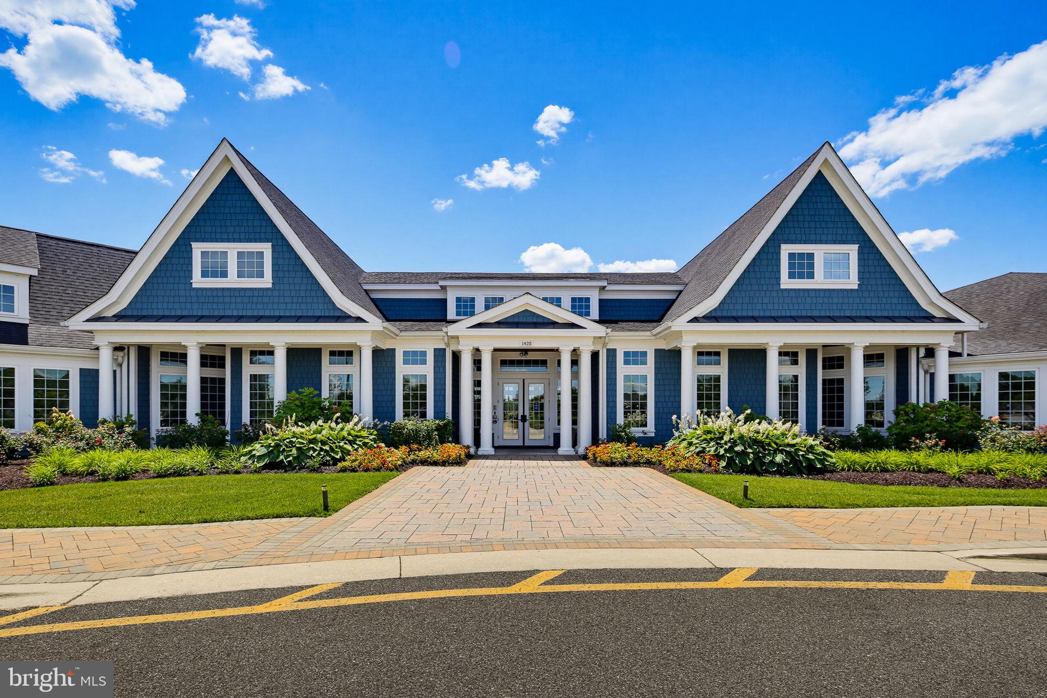 TWO RIVERS - Residential
