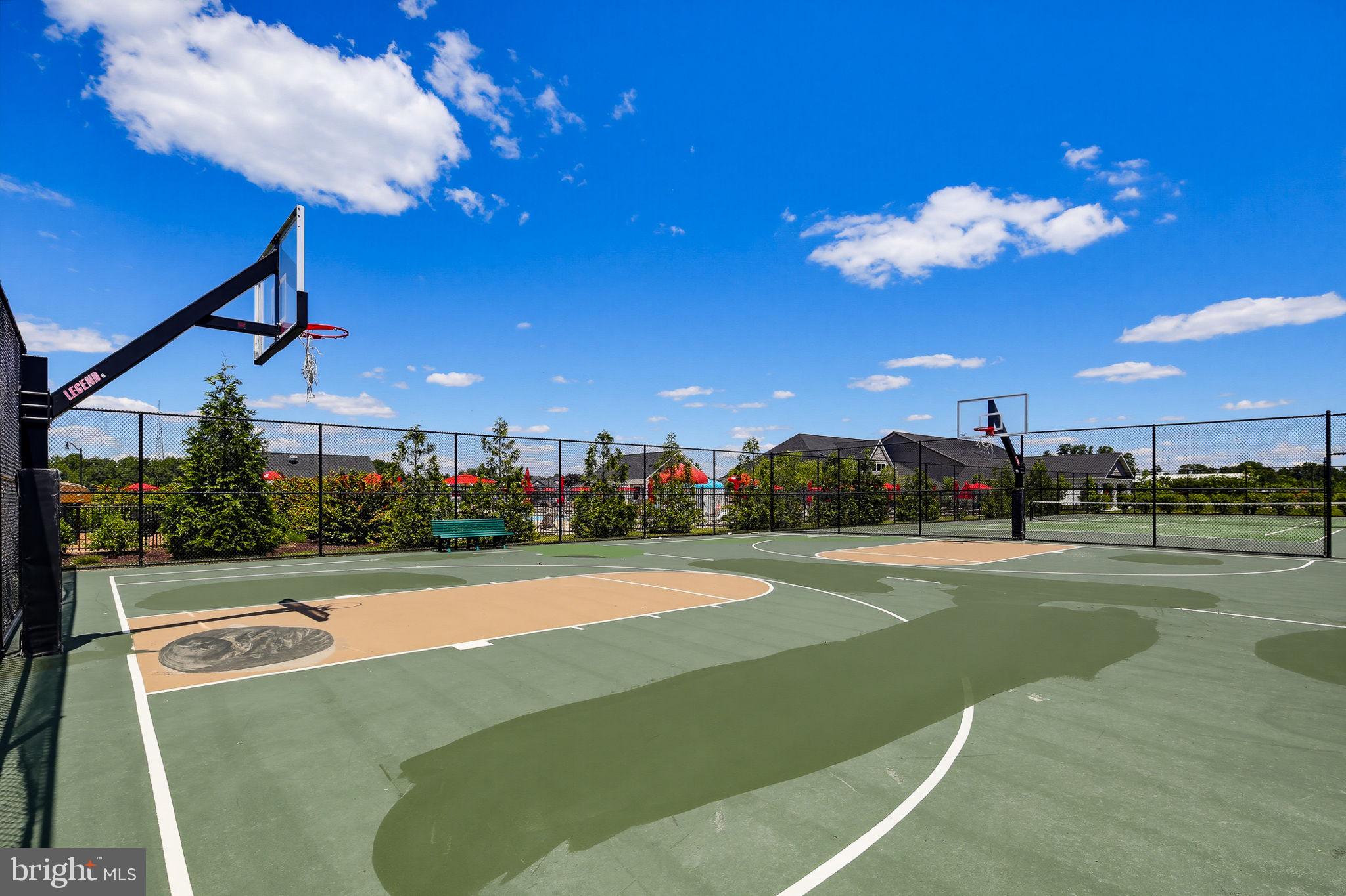 TWO RIVERS - Residential
