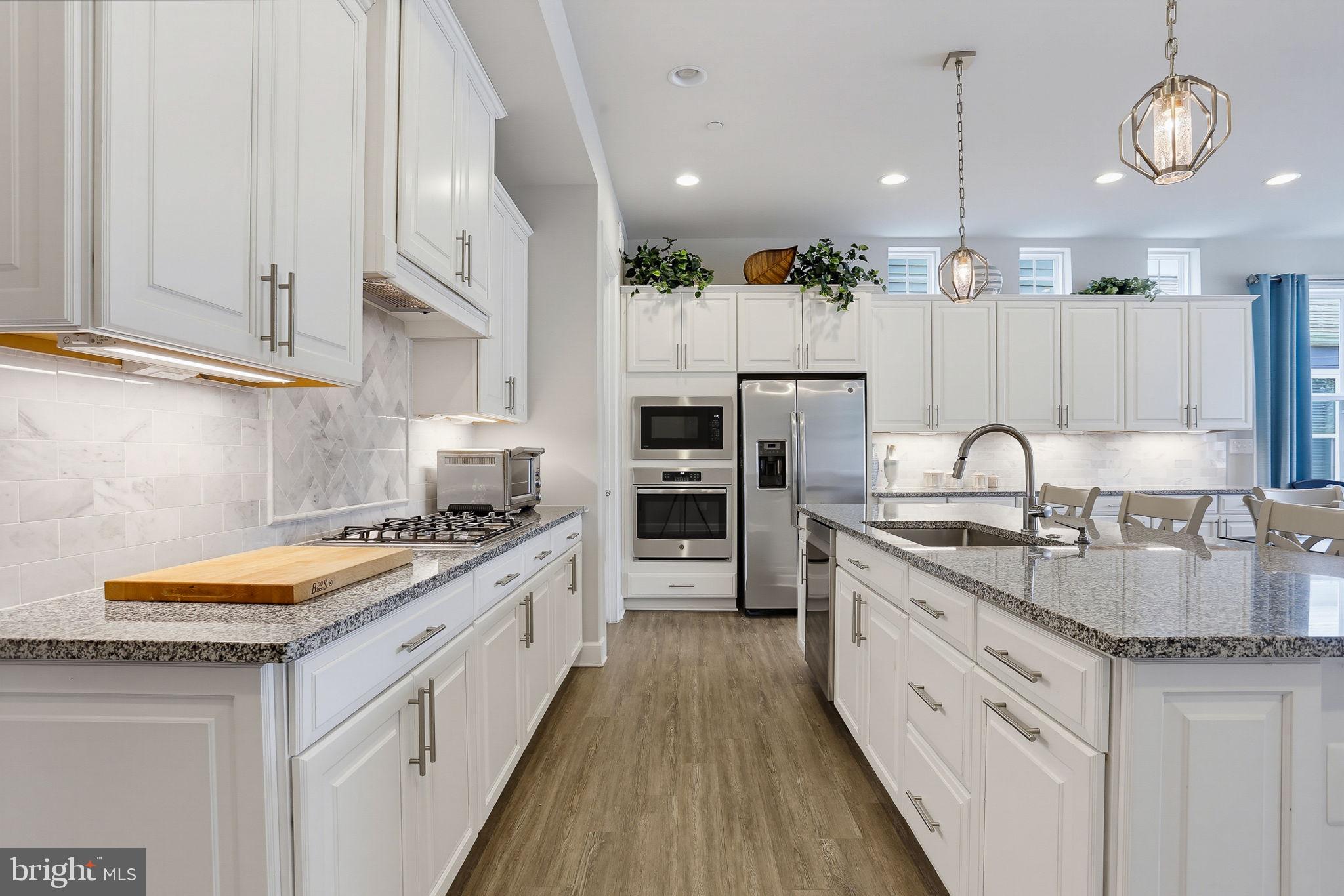 TWO RIVERS - Residential