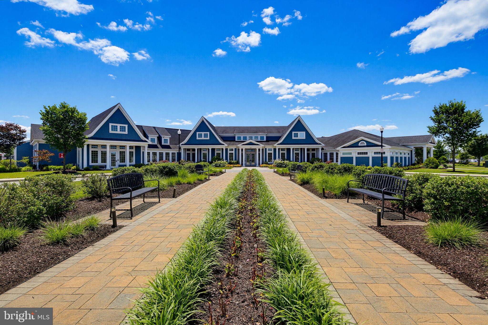 TWO RIVERS - Residential