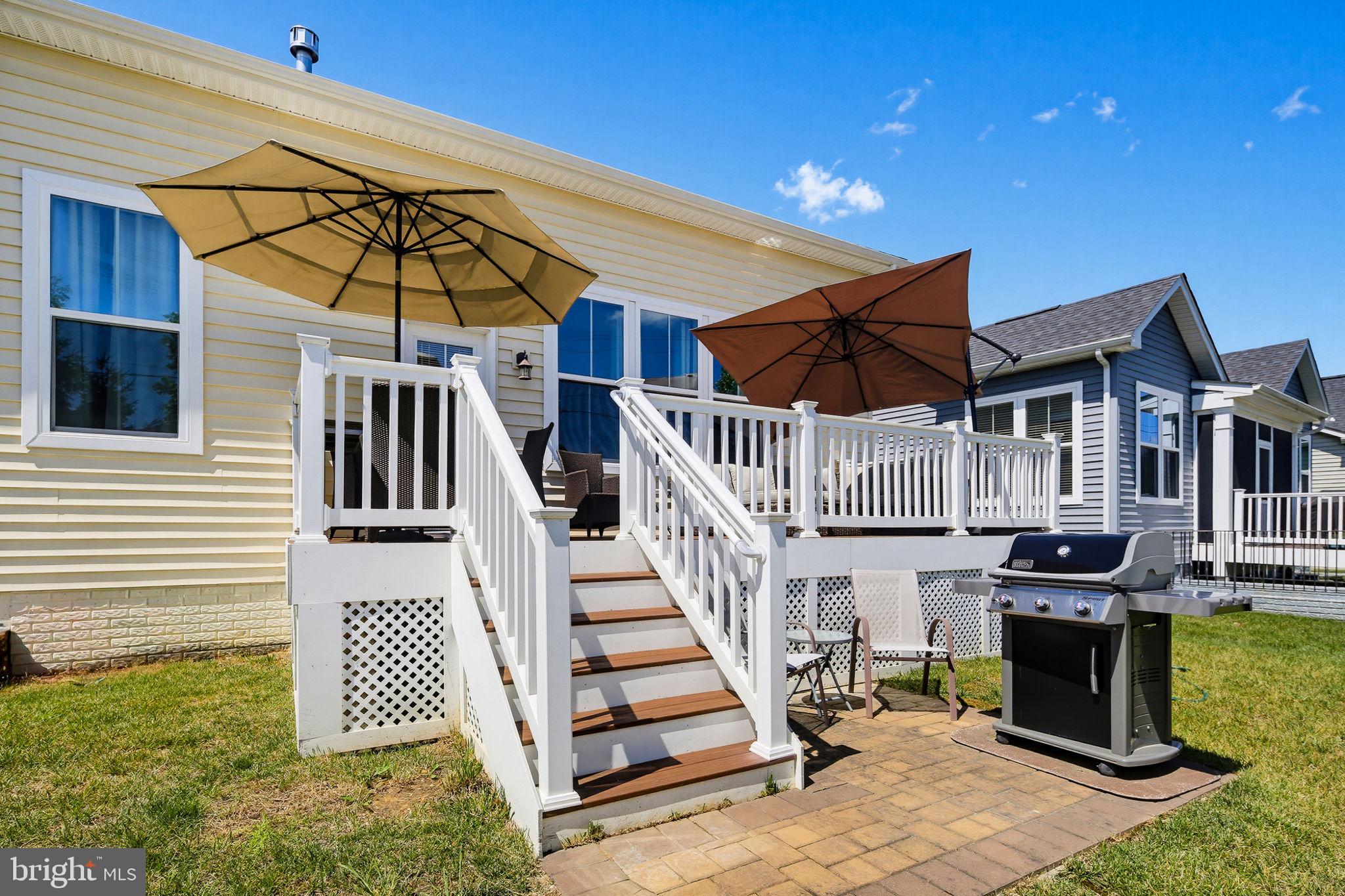 TWO RIVERS - Residential