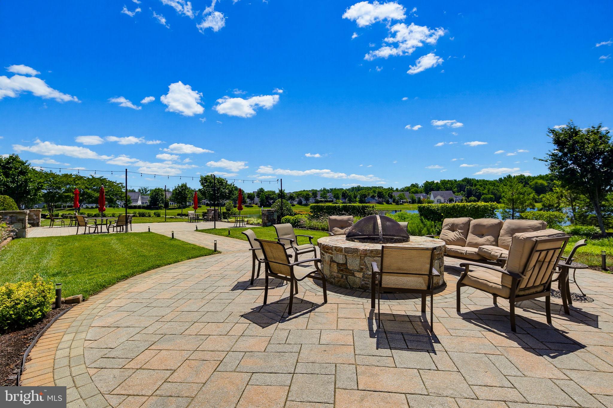 TWO RIVERS - Residential